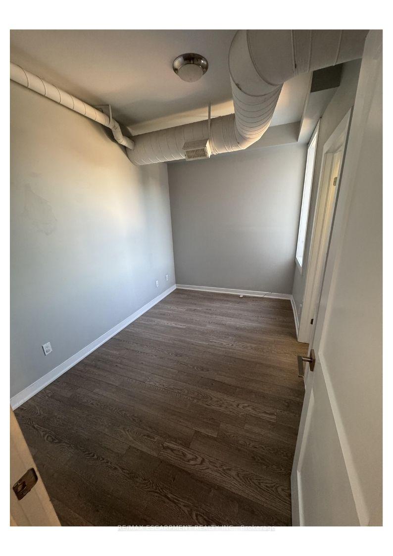 Photo 8 of Unit 301, 657 Barton Street E, Hamilton, Gibson — HOMEH
