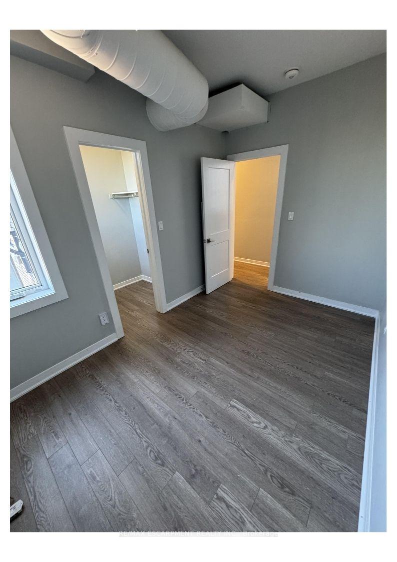 Photo 9 of Unit 301, 657 Barton Street E, Hamilton, Gibson — HOMEH