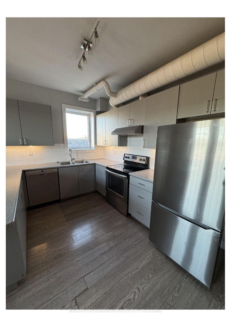 Photo 20 of Unit 301, 657 Barton Street E, Hamilton, Gibson — HOMEH
