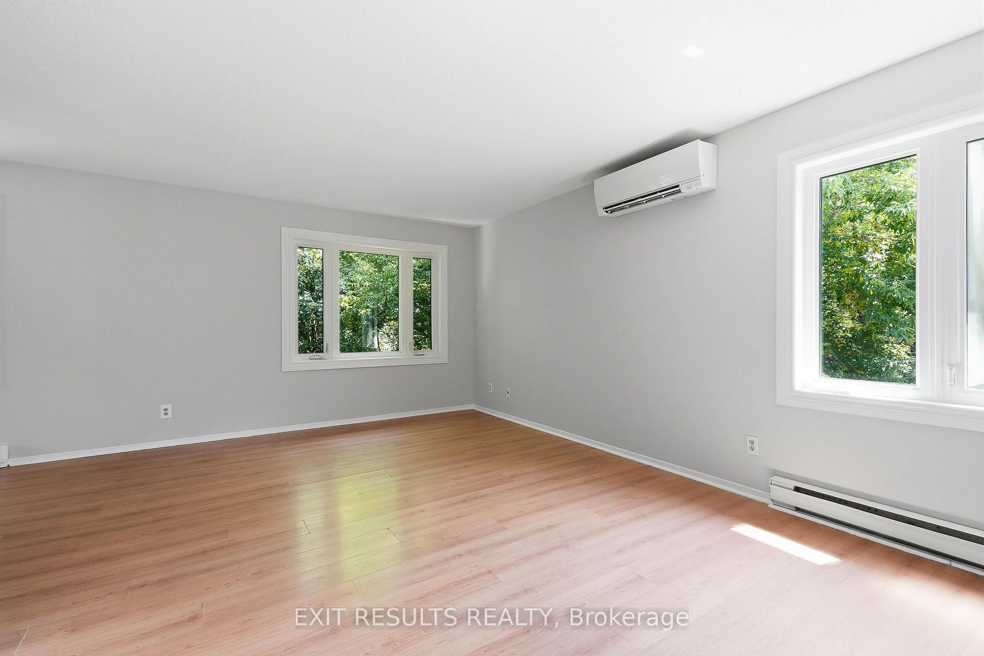 Photo 6 of Unit 13, 1035 Cummings Avenue, Ottawa, Cyrville — HOMEH