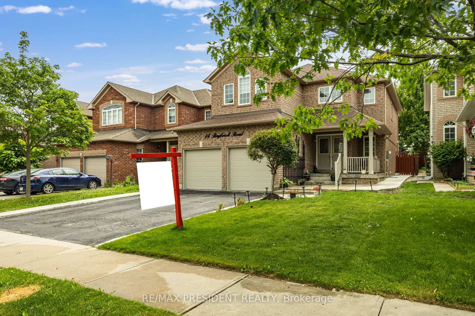 Photo 2 of 14 Baybrook Road, Brampton, Snelgrove — HOMEH
