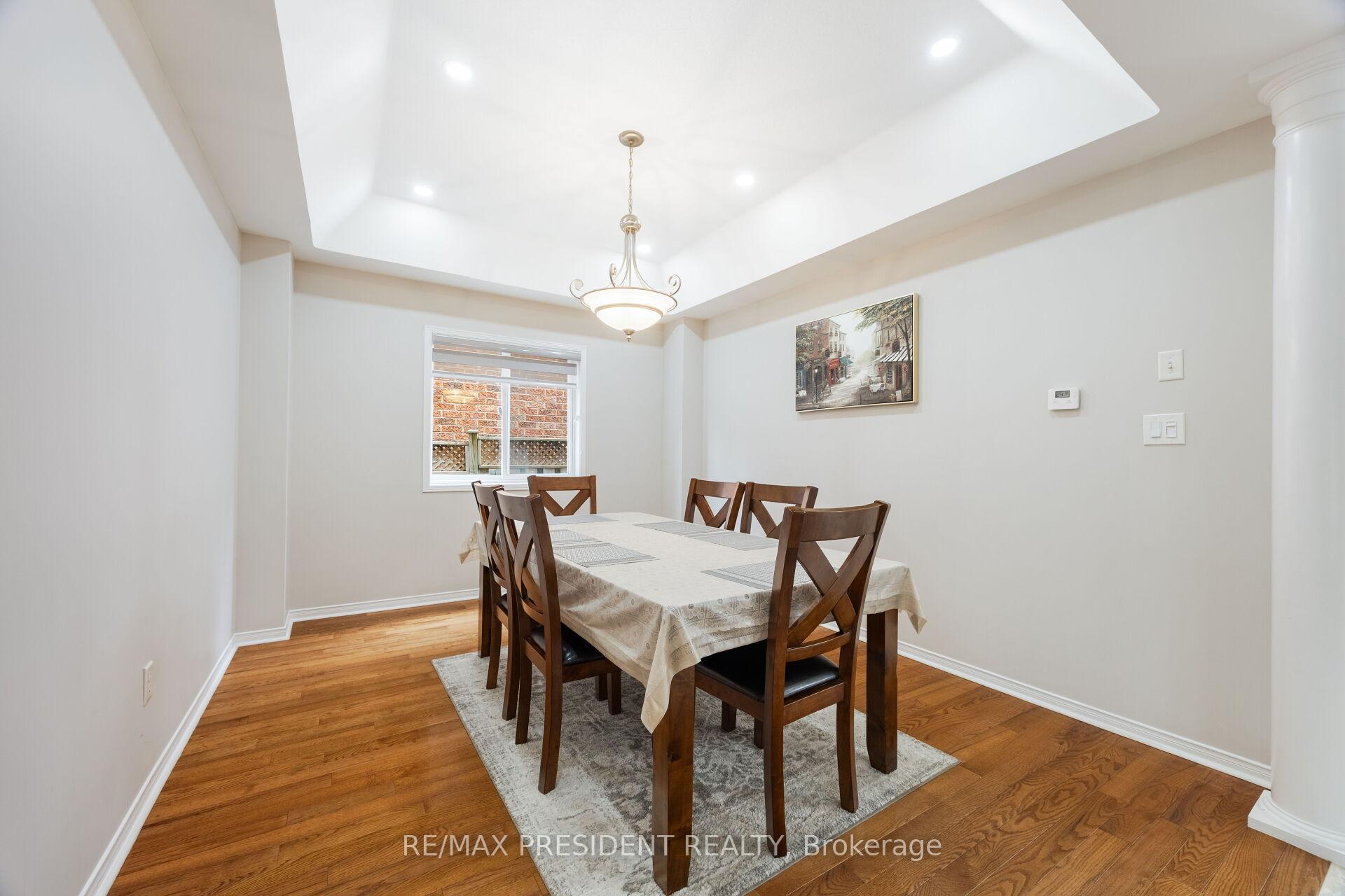 Photo 11 of 14 Baybrook Road, Brampton, Snelgrove — HOMEH
