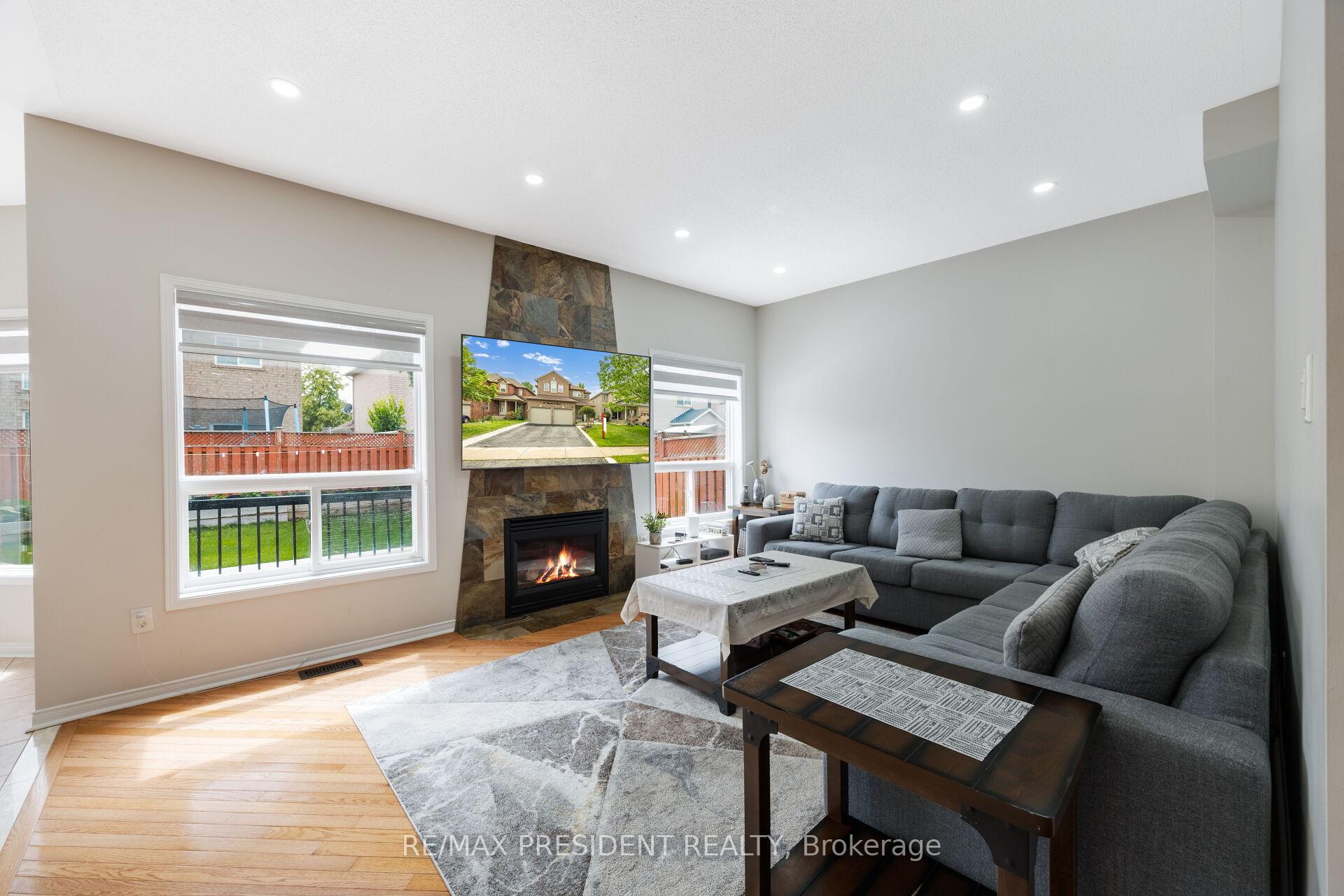 Photo 14 of 14 Baybrook Road, Brampton, Snelgrove — HOMEH