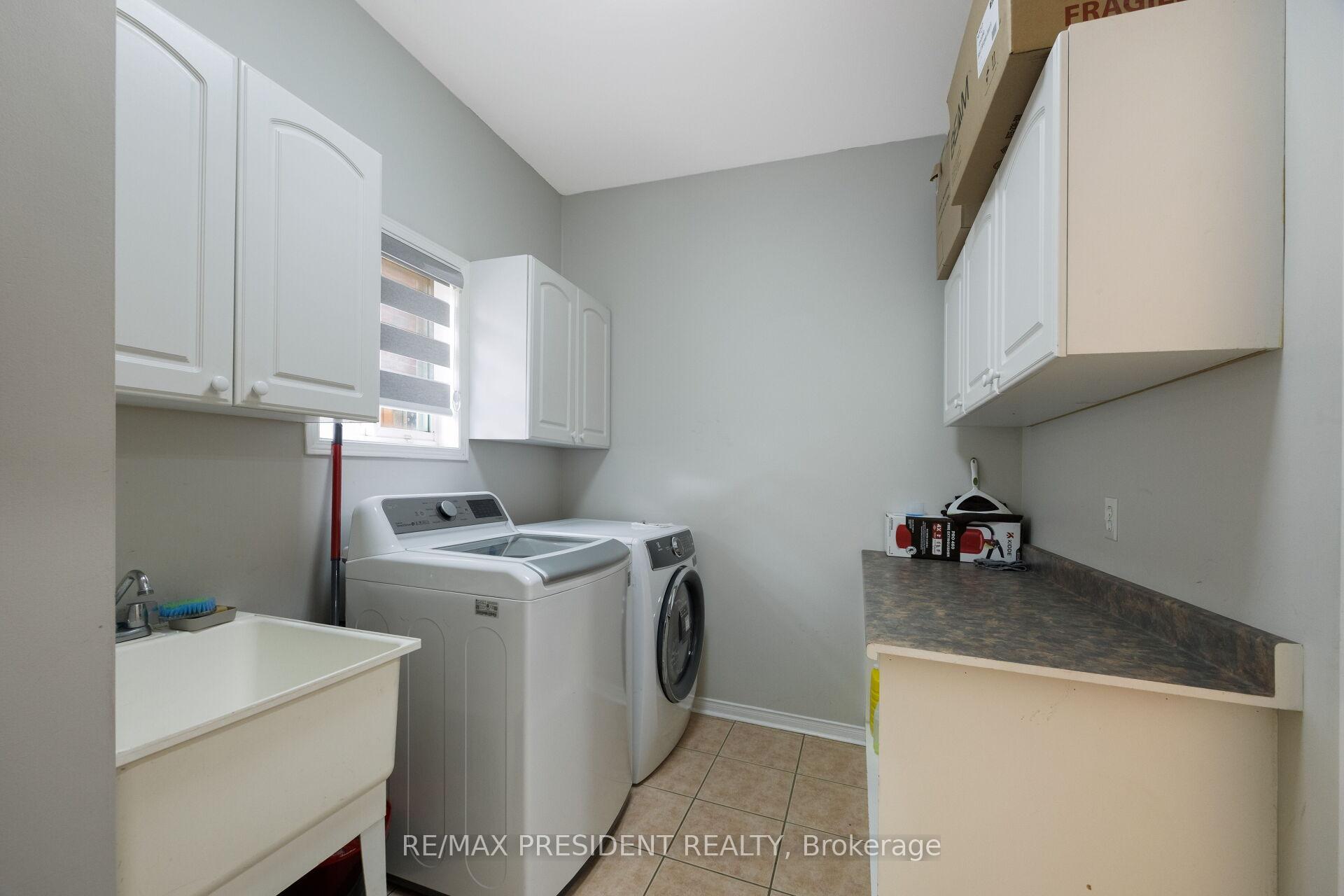 Photo 23 of 14 Baybrook Road, Brampton, Snelgrove — HOMEH