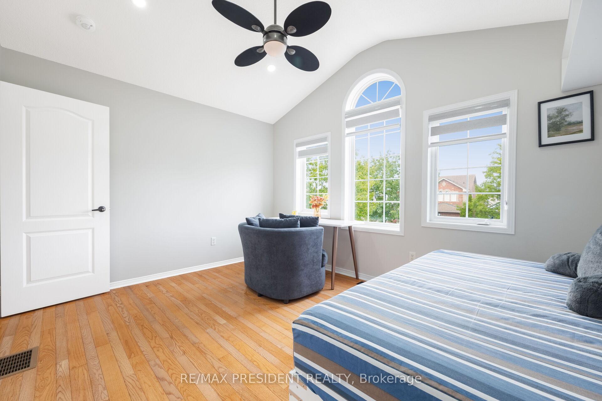 Photo 34 of 14 Baybrook Road, Brampton, Snelgrove — HOMEH
