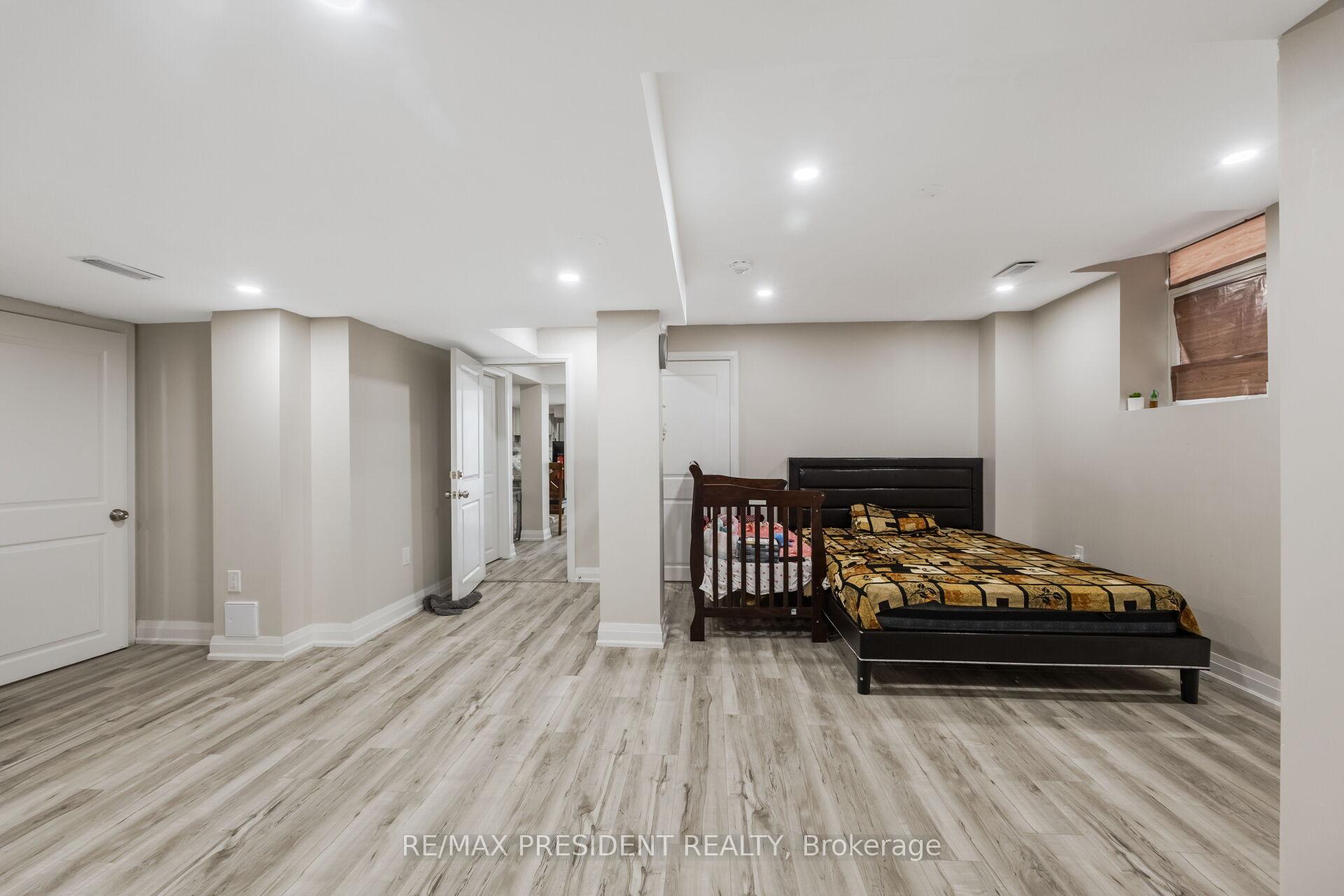 Photo 44 of 14 Baybrook Road, Brampton, Snelgrove — HOMEH