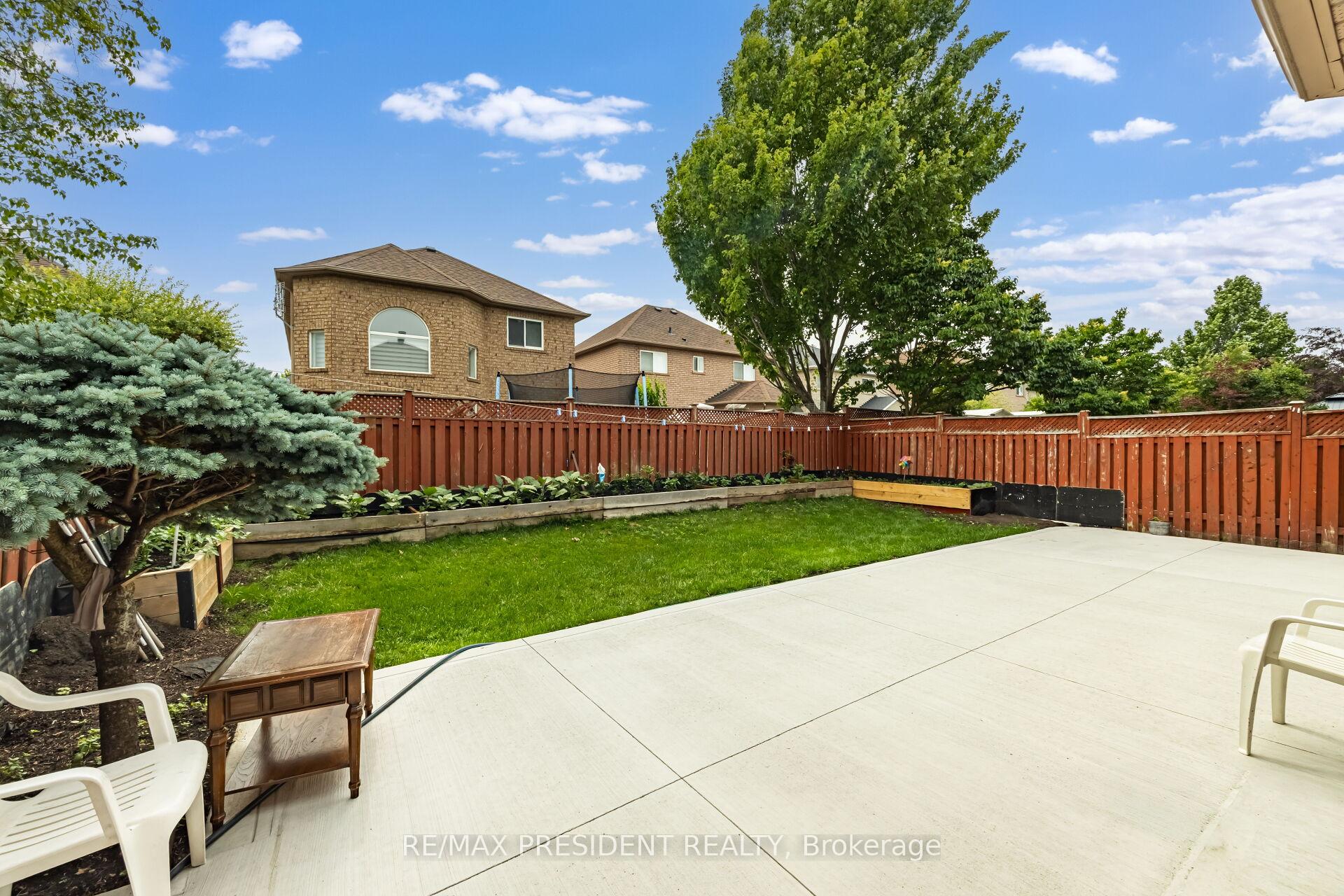 Photo 47 of 14 Baybrook Road, Brampton, Snelgrove — HOMEH