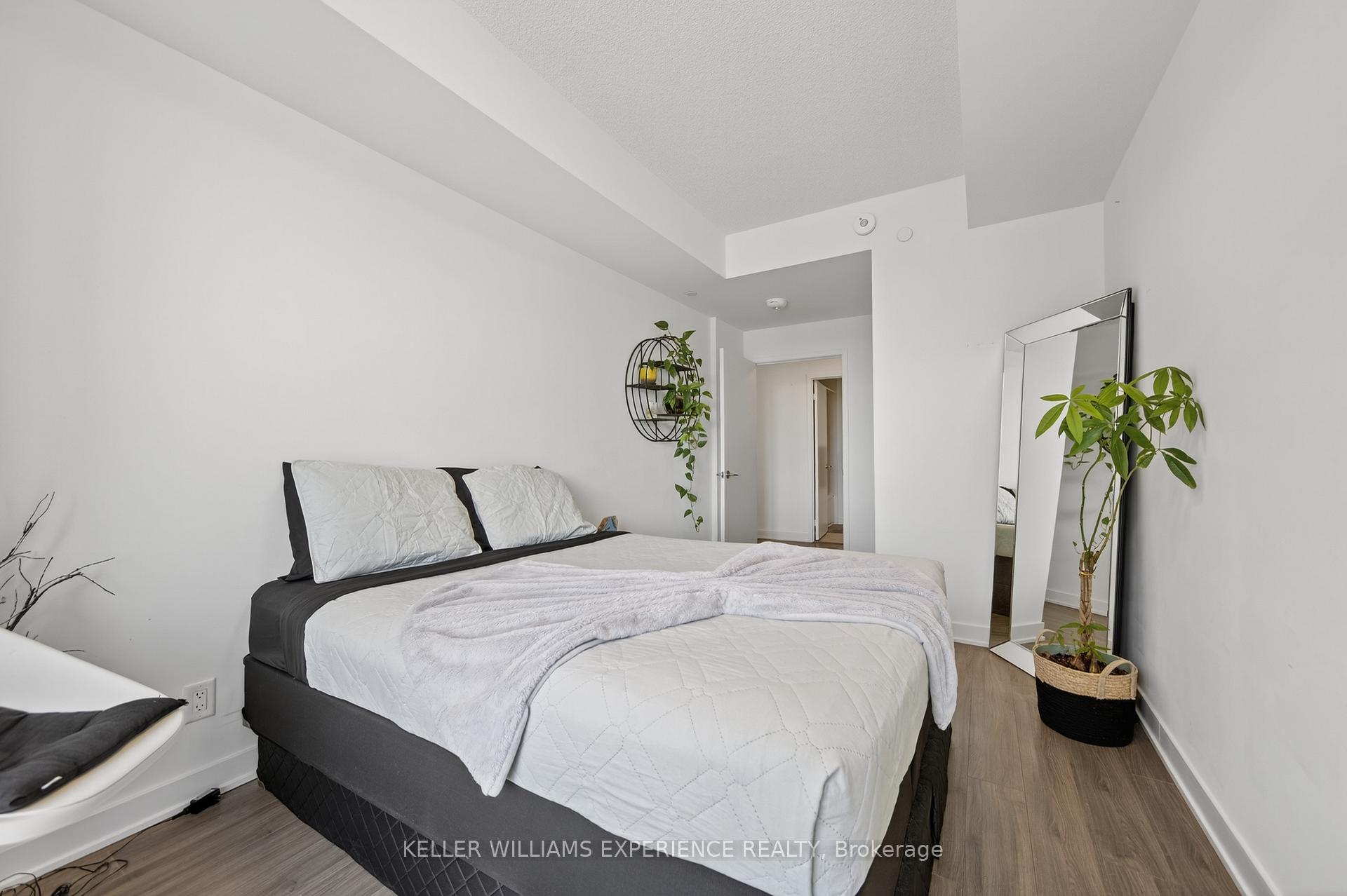 Photo 10 of Unit 328, 681 Yonge Street, Barrie, Painswick South — HOMEH