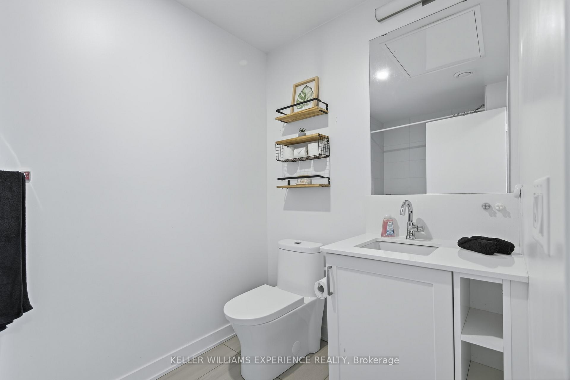 Photo 11 of Unit 328, 681 Yonge Street, Barrie, Painswick South — HOMEH
