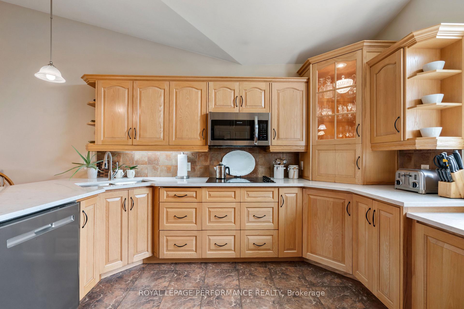 Photo 8 of 18245 Tyotown Road, South Glengarry, South Glengarry (Charlottenburgh) Twp — HOMEH