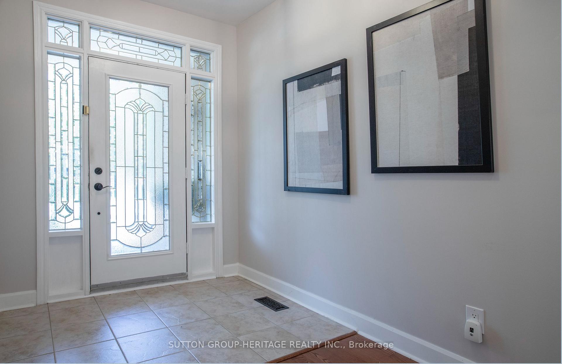 Photo 4 of 1870 Falconwood Way, Pickering, Dunbarton — HOMEH