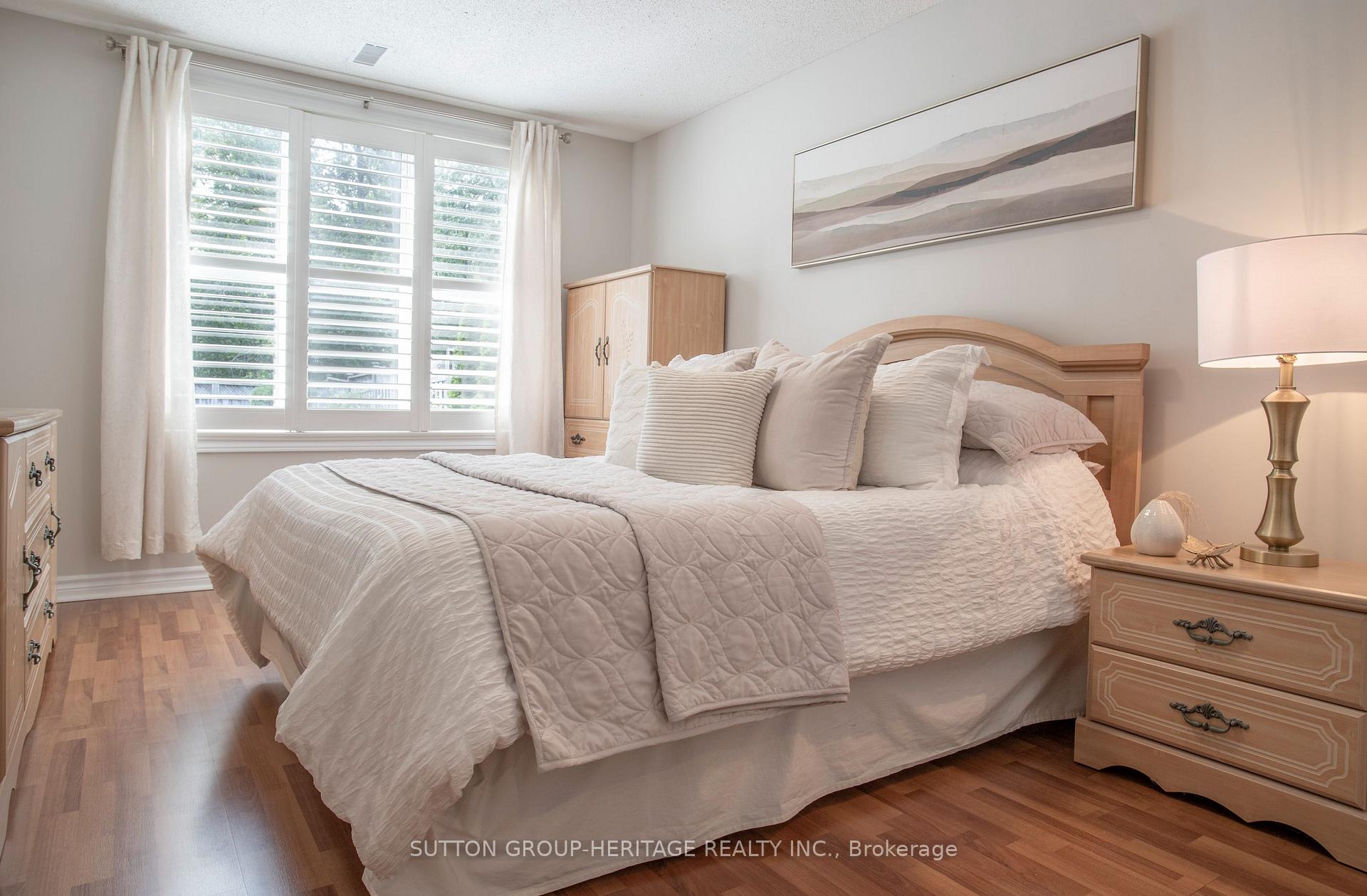 Photo 33 of 1870 Falconwood Way, Pickering, Dunbarton — HOMEH