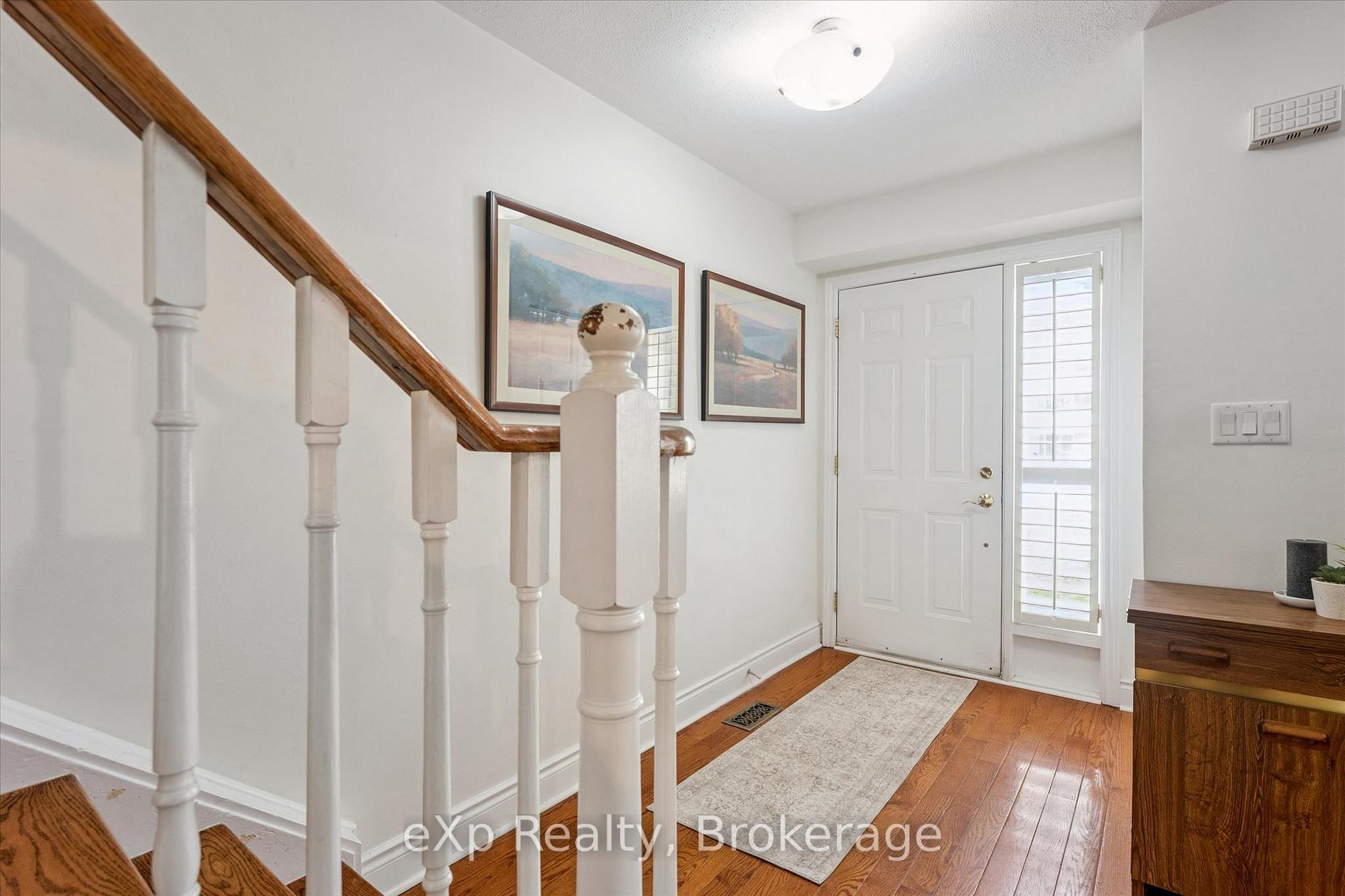 Photo 9 of 1418 Ghent Avenue, Burlington, Brant — HOMEH