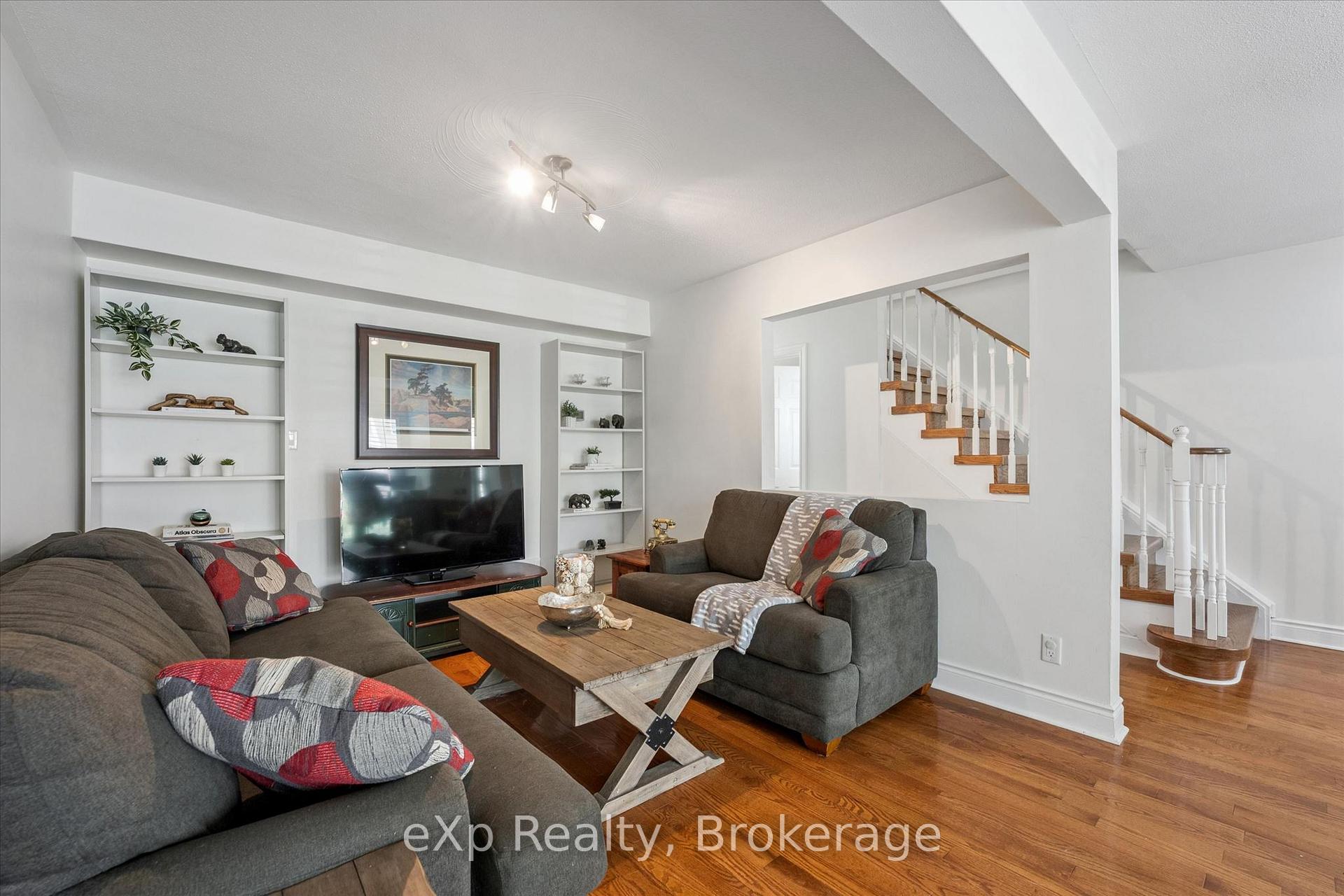 Photo 11 of 1418 Ghent Avenue, Burlington, Brant — HOMEH