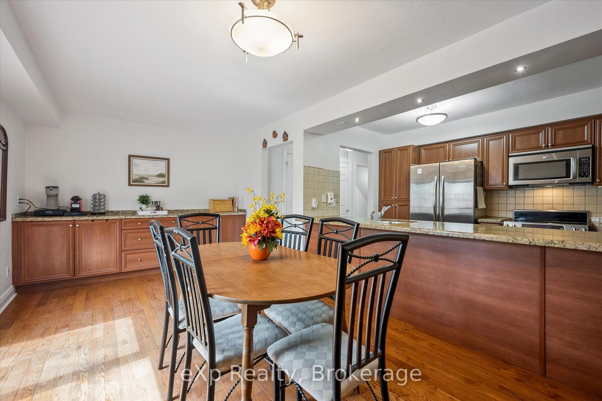 Photo 19 of 1418 Ghent Avenue, Burlington, Brant — HOMEH