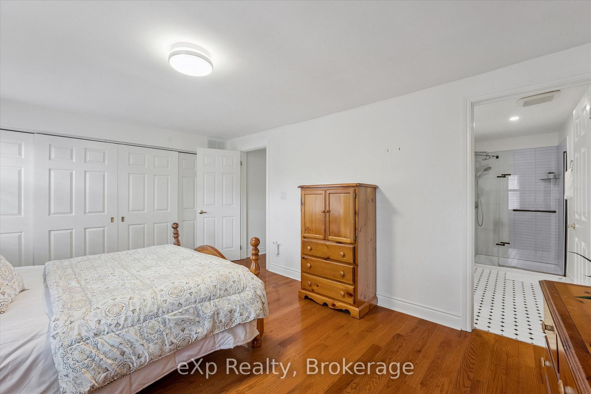 Photo 22 of 1418 Ghent Avenue, Burlington, Brant — HOMEH