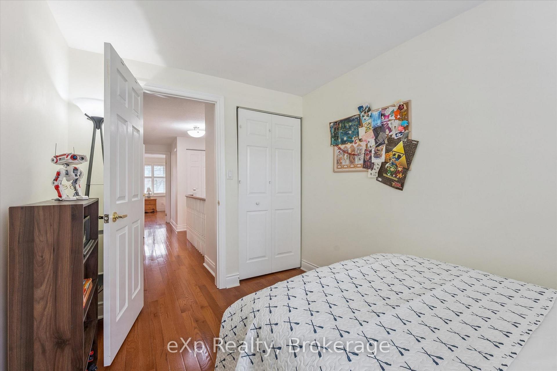 Photo 27 of 1418 Ghent Avenue, Burlington, Brant — HOMEH