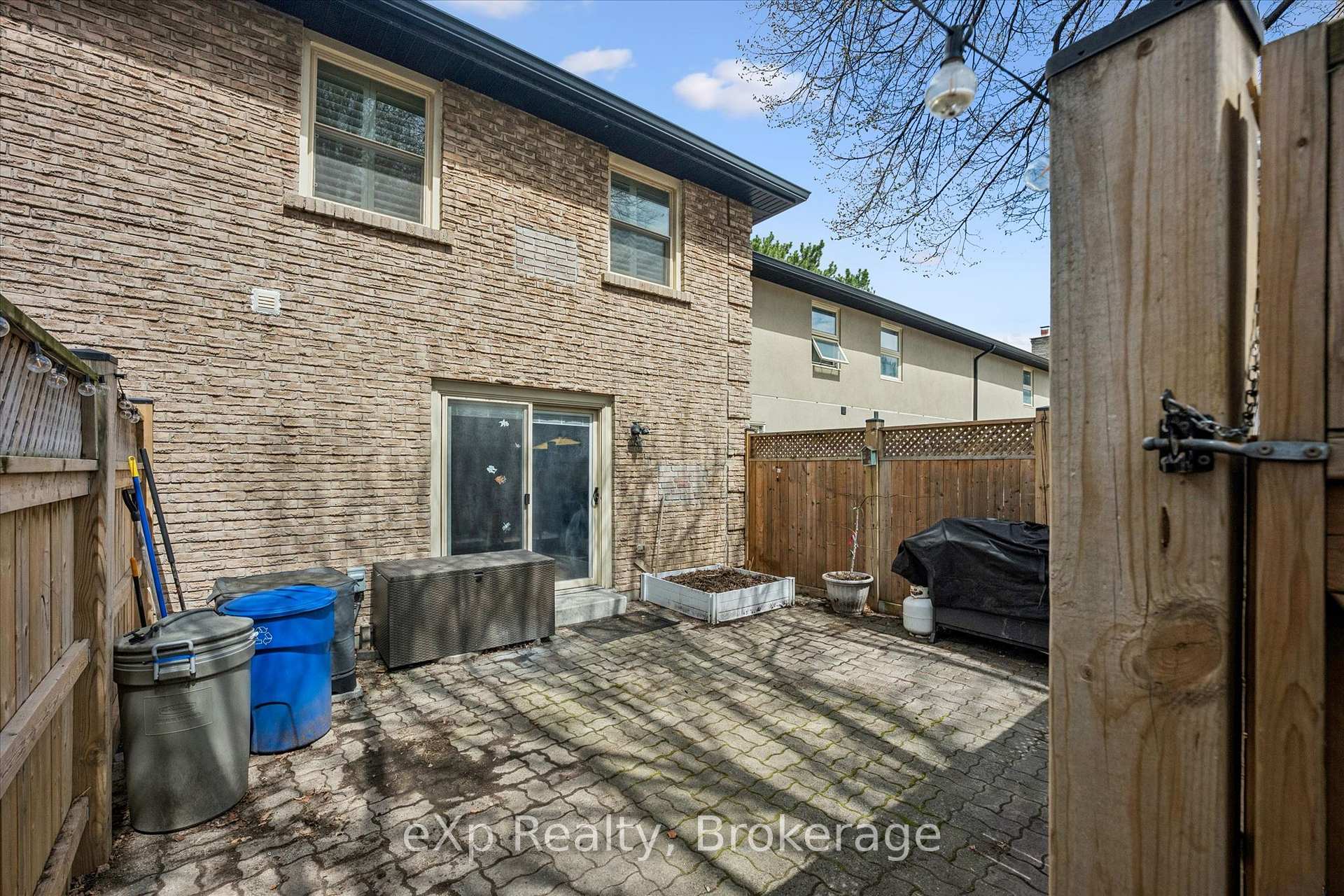 Photo 41 of 1418 Ghent Avenue, Burlington, Brant — HOMEH