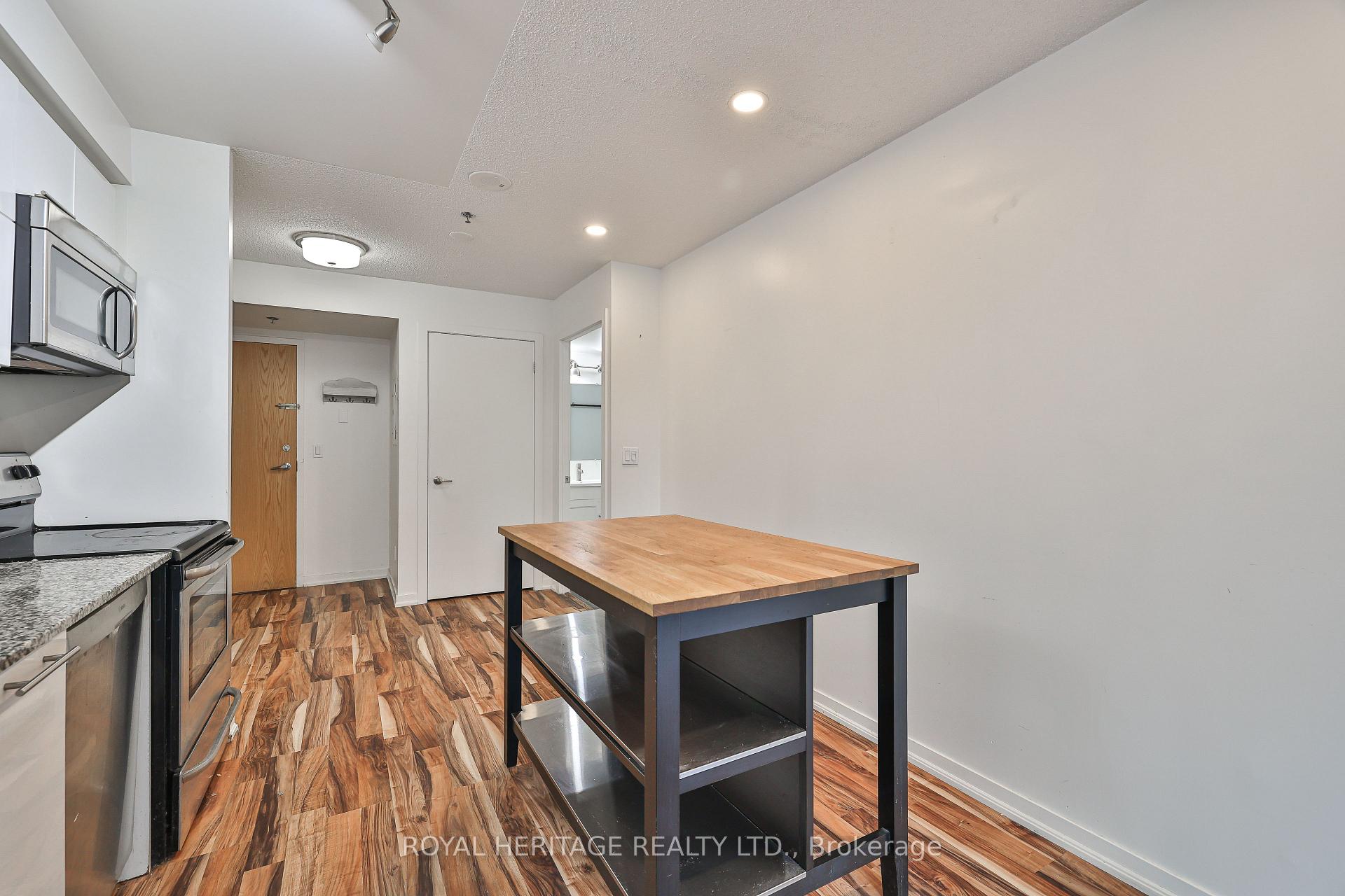 Photo 6 of Unit 104, 38 Joe Shuster Way, Toronto, South Parkdale — HOMEH