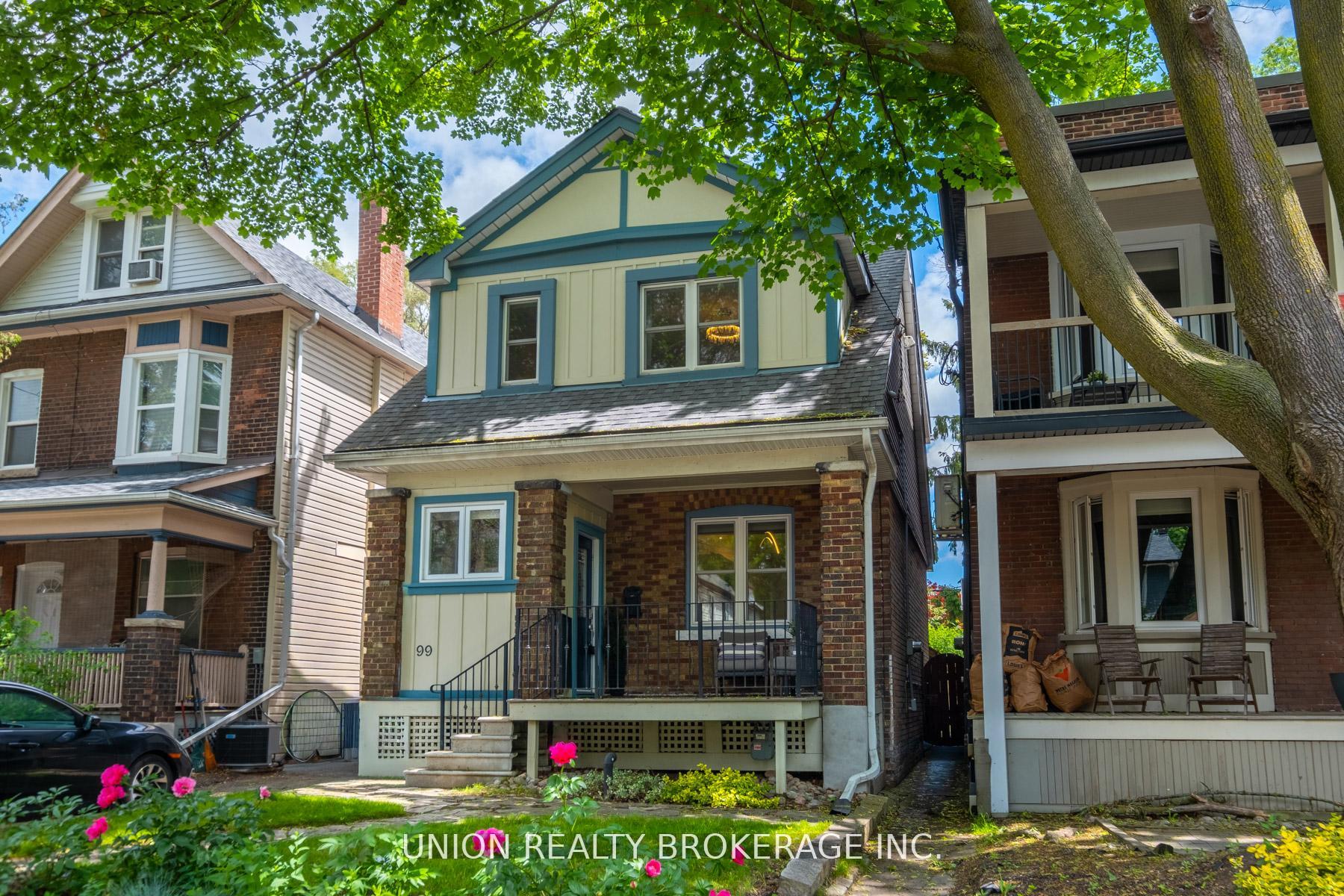 Front of 99 Hiawatha Road