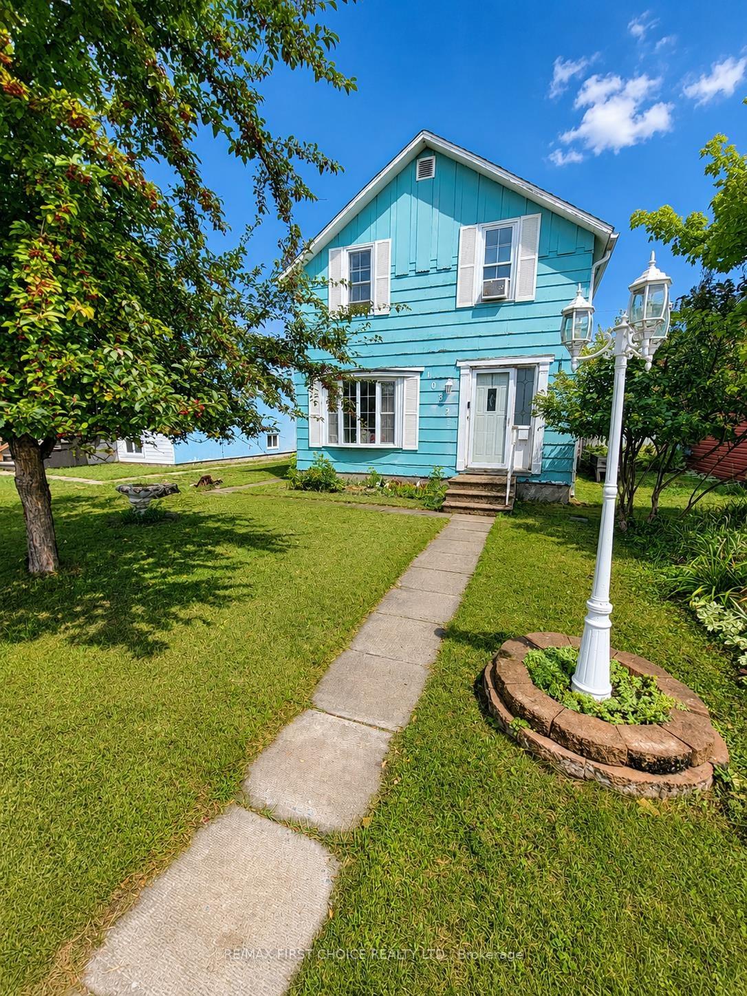 Photo 1 of 1032 Third St E, Fort Frances, TB-401 — HOMEH