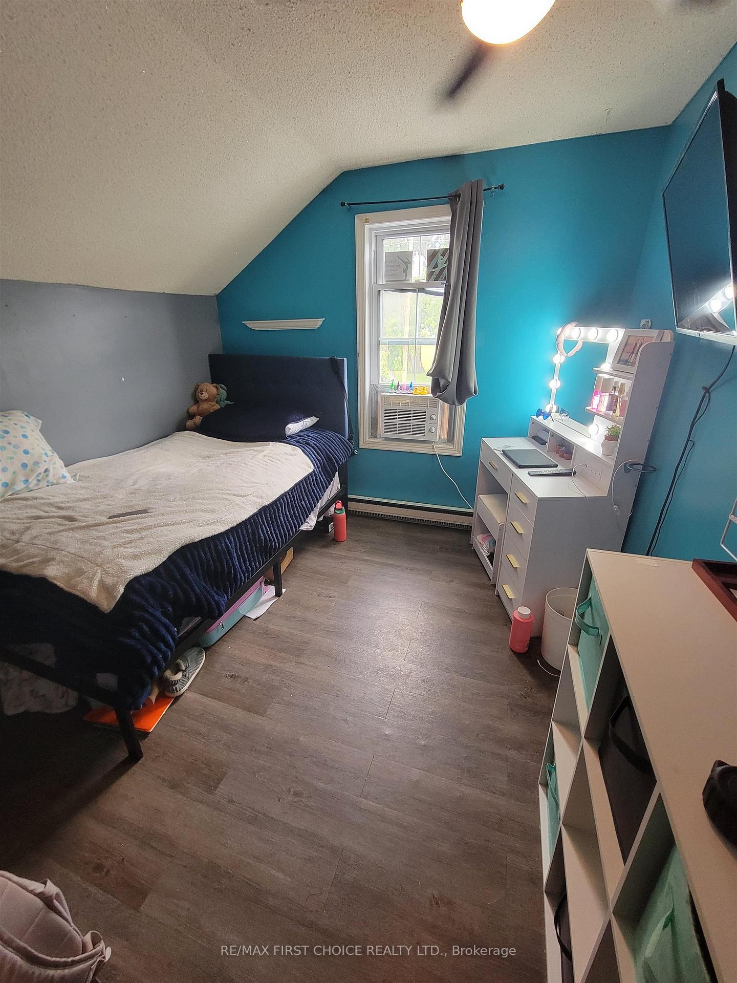 Photo 16 of 1032 Third St E, Fort Frances, TB-401 — HOMEH