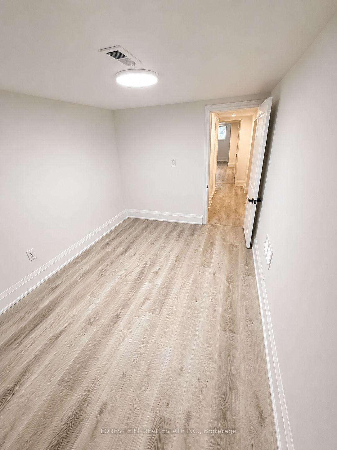 Photo 11 of Unit Lower, 43 Belvidere Avenue, Toronto, Oakwood Village — HOMEH