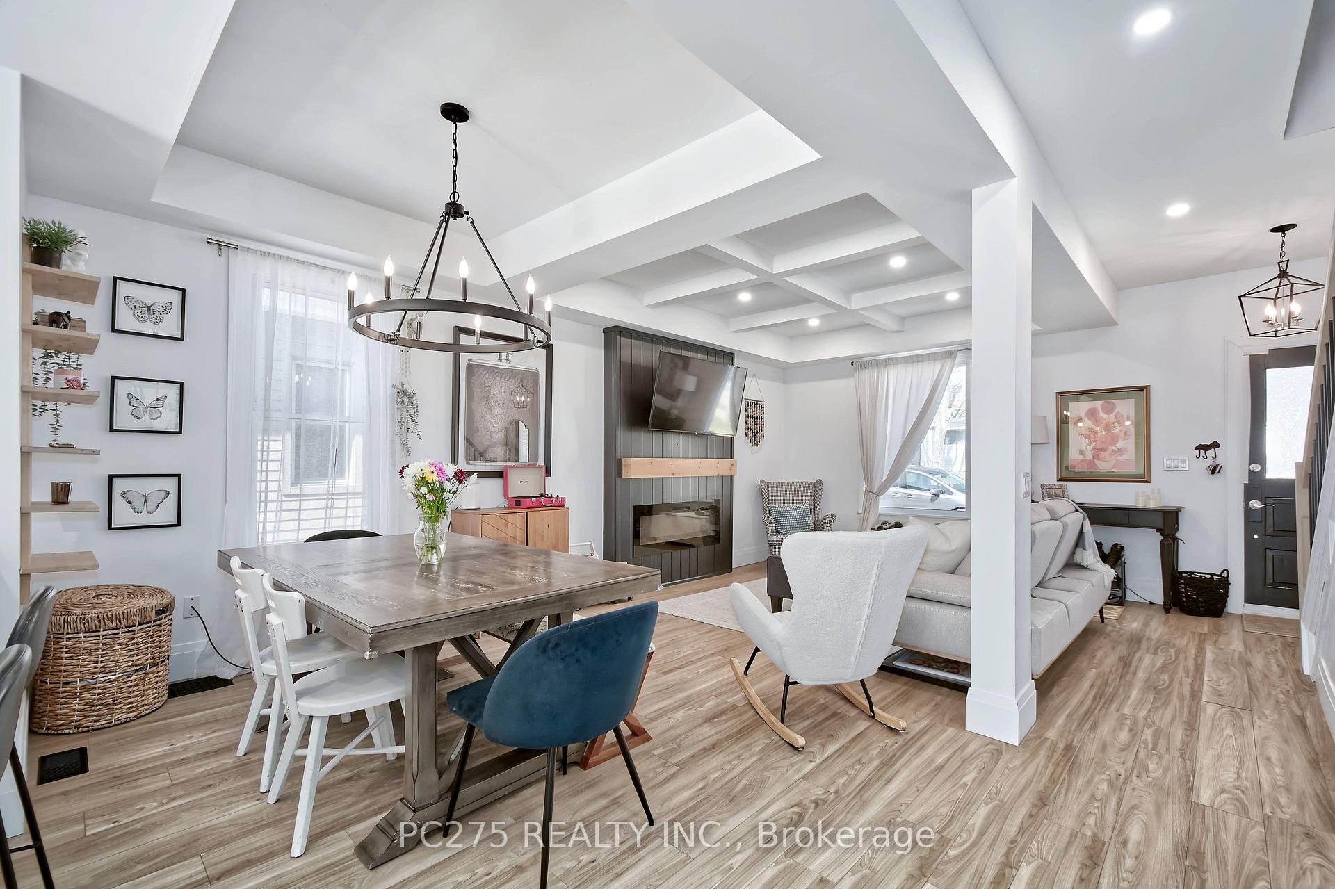 Photo 7 of 92 Walnut Street, Brant, Paris — HOMEH