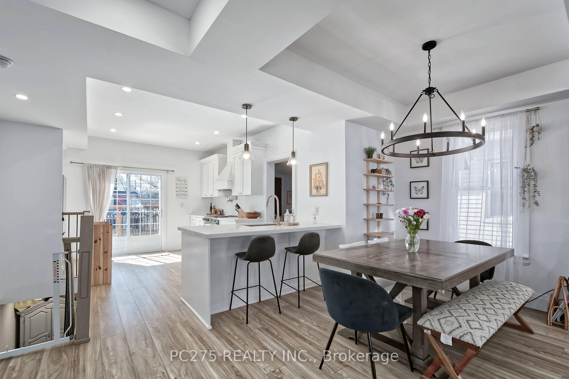 Photo 8 of 92 Walnut Street, Brant, Paris — HOMEH