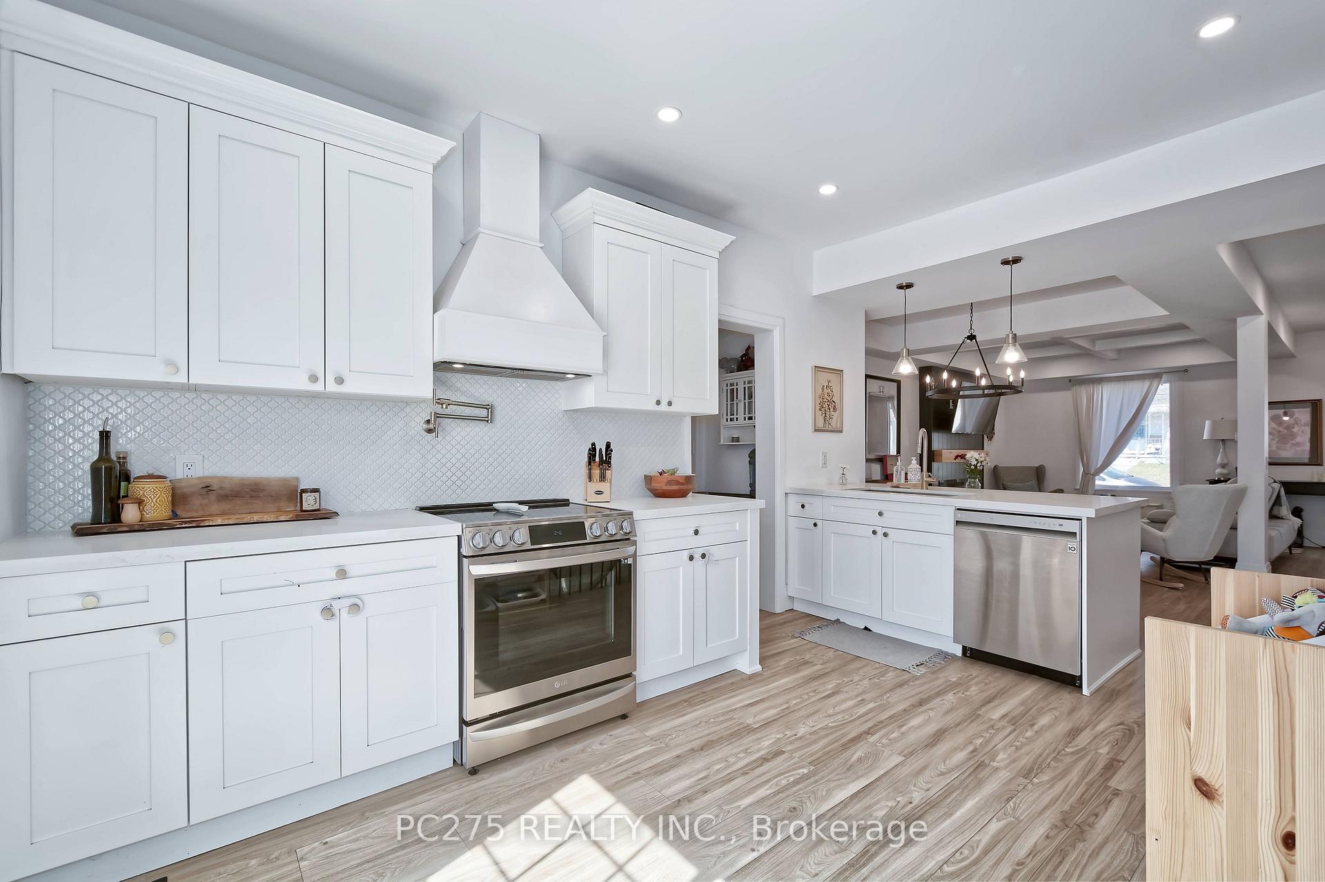 Photo 10 of 92 Walnut Street, Brant, Paris — HOMEH