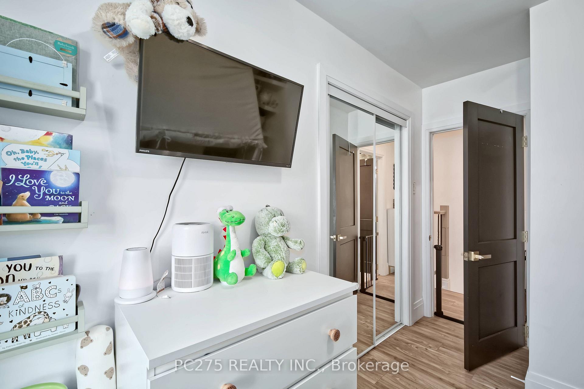 Photo 21 of 92 Walnut Street, Brant, Paris — HOMEH