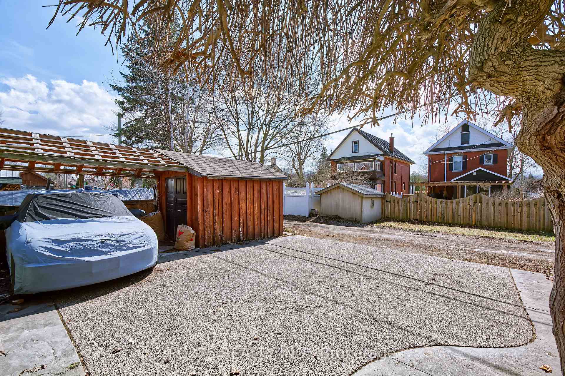 Photo 32 of 92 Walnut Street, Brant, Paris — HOMEH