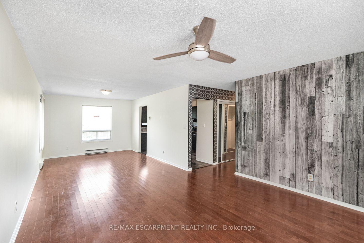 Photo 4 of Unit Upper, 1290 Stone Church Road E, Hamilton, Rymal — HOMEH
