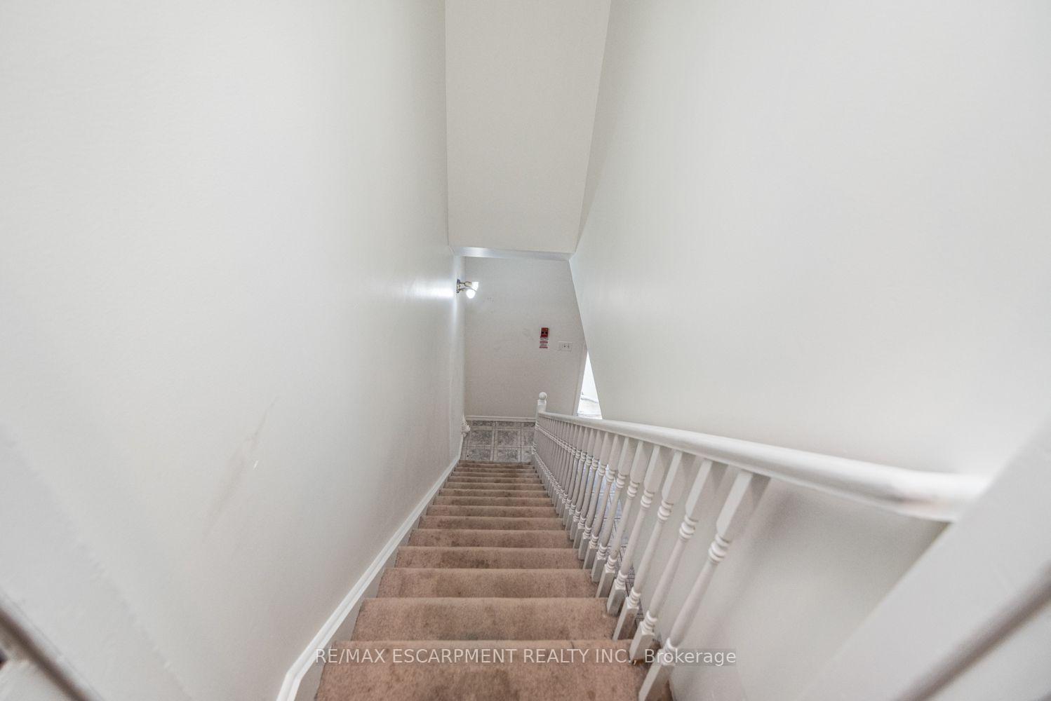 Photo 12 of Unit Upper, 1290 Stone Church Road E, Hamilton, Rymal — HOMEH