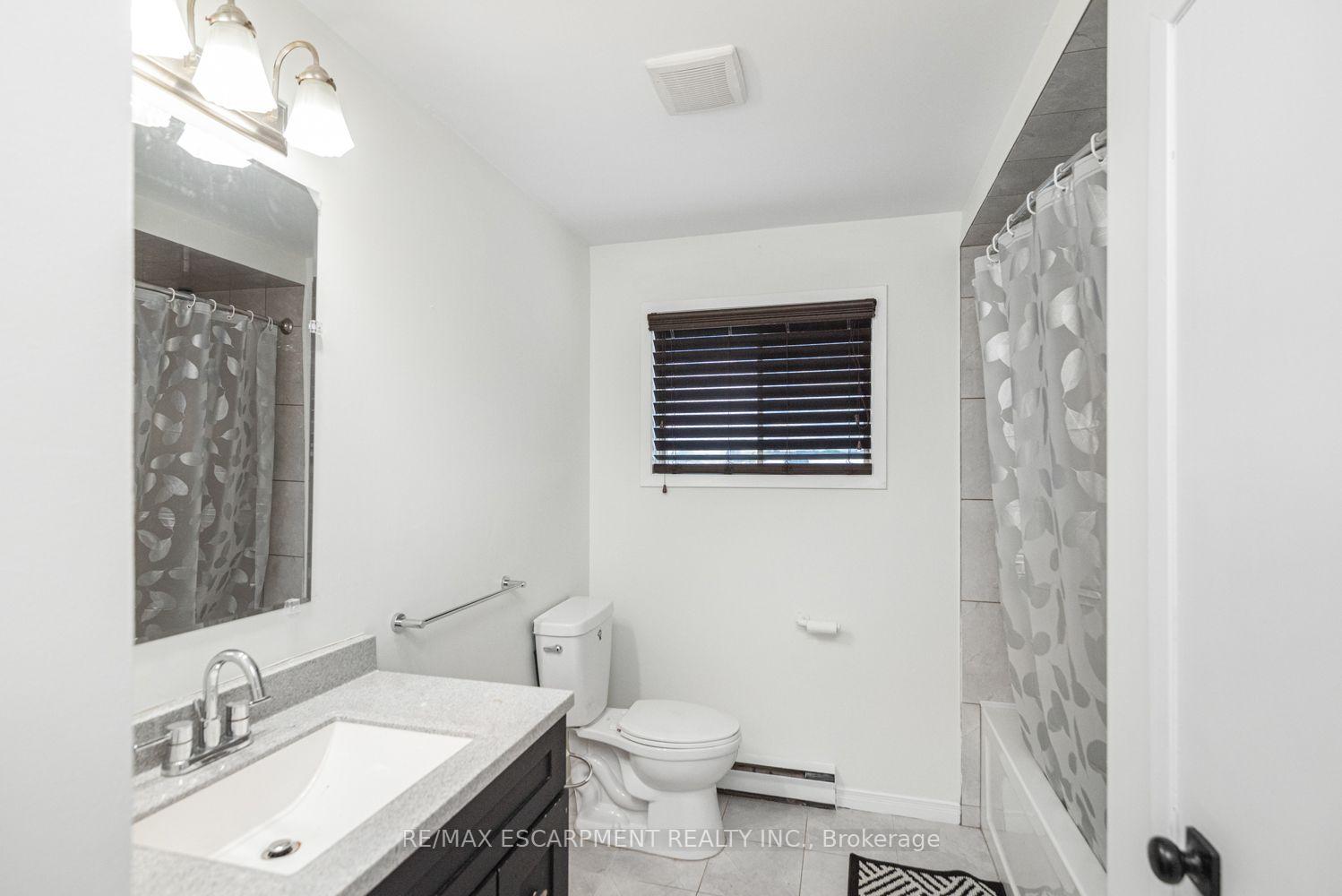 Photo 18 of Unit Upper, 1290 Stone Church Road E, Hamilton, Rymal — HOMEH