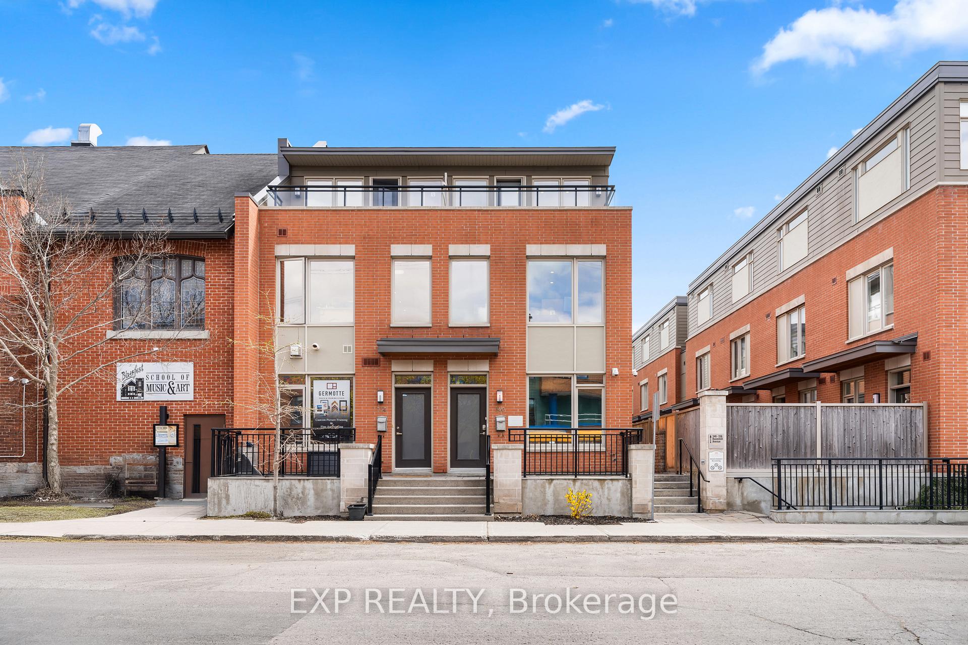 Photo of 360 Ravenhill Avenue E