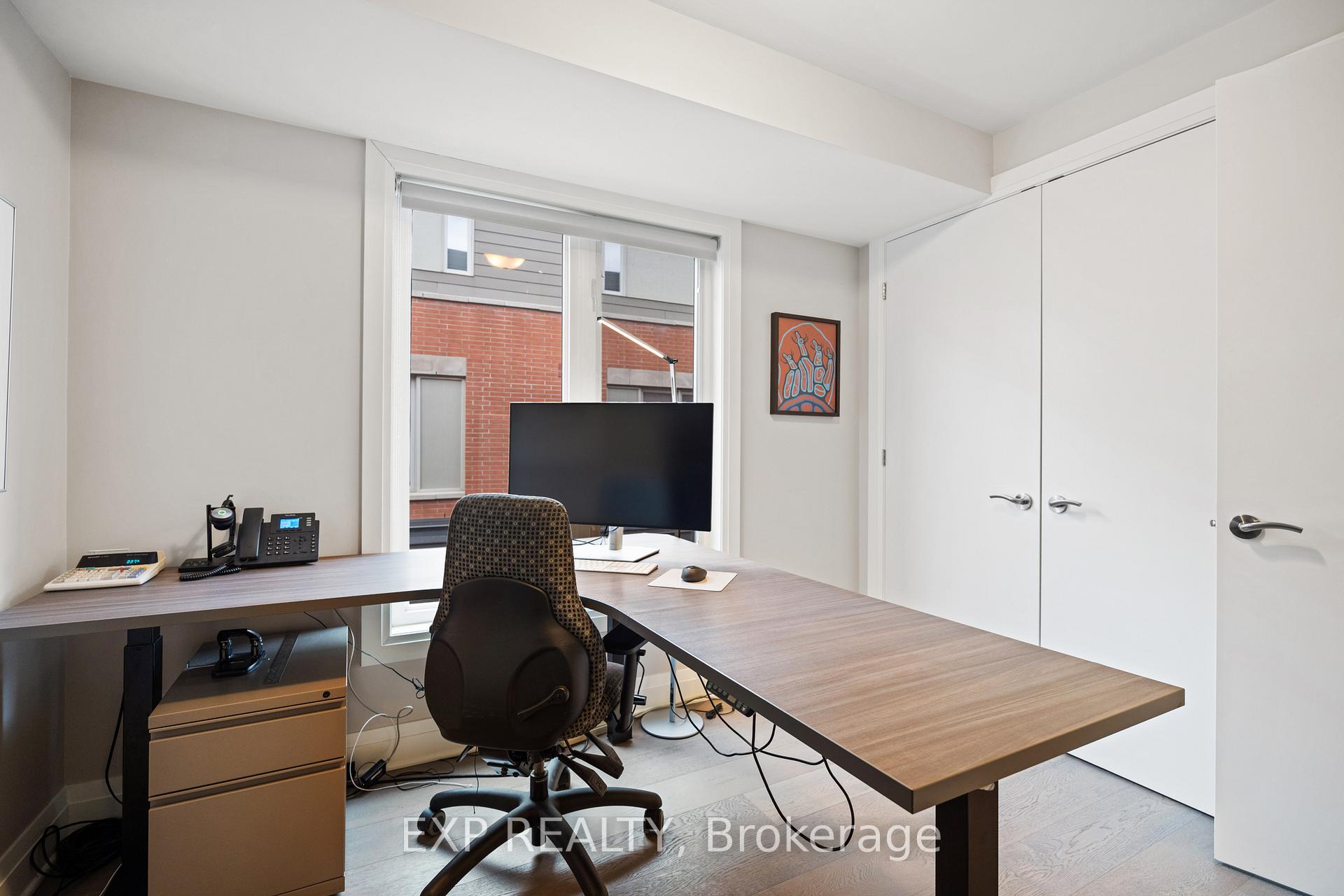 Photo 14 of 360 Ravenhill Avenue E, Ottawa, McKellar/Highland — HOMEH