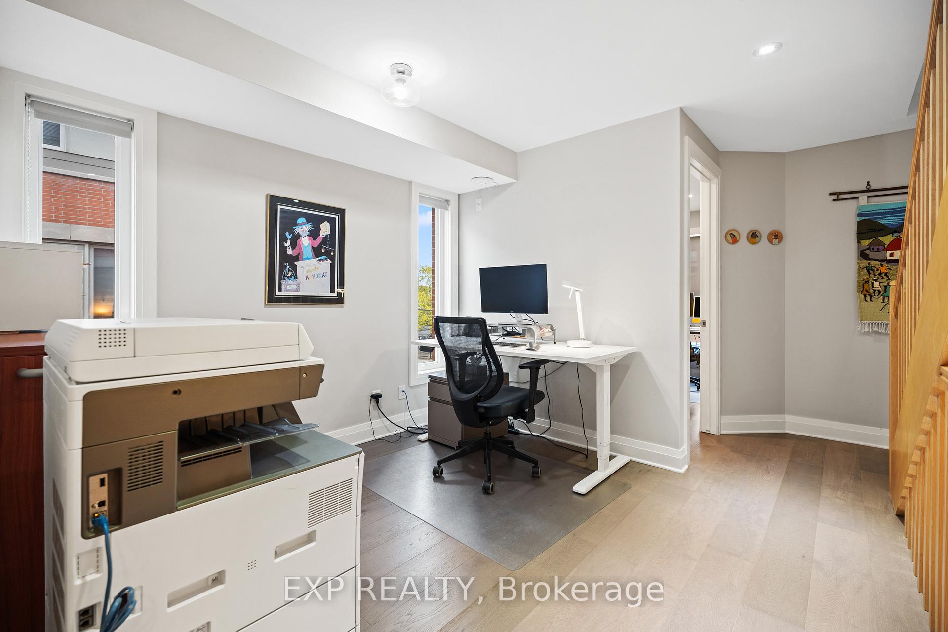 Photo 16 of 360 Ravenhill Avenue E, Ottawa, McKellar/Highland — HOMEH