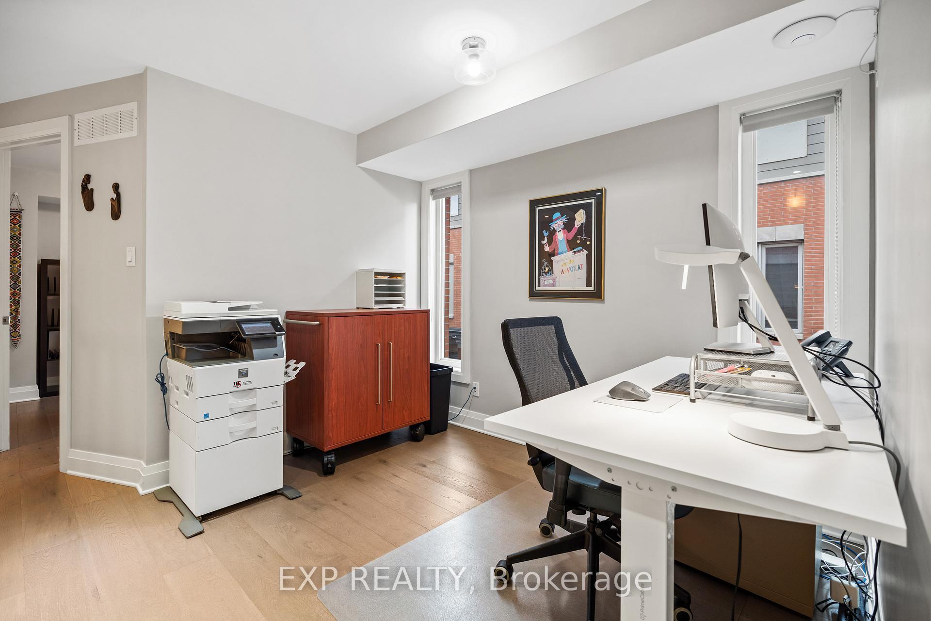 Photo 17 of 360 Ravenhill Avenue E, Ottawa, McKellar/Highland — HOMEH