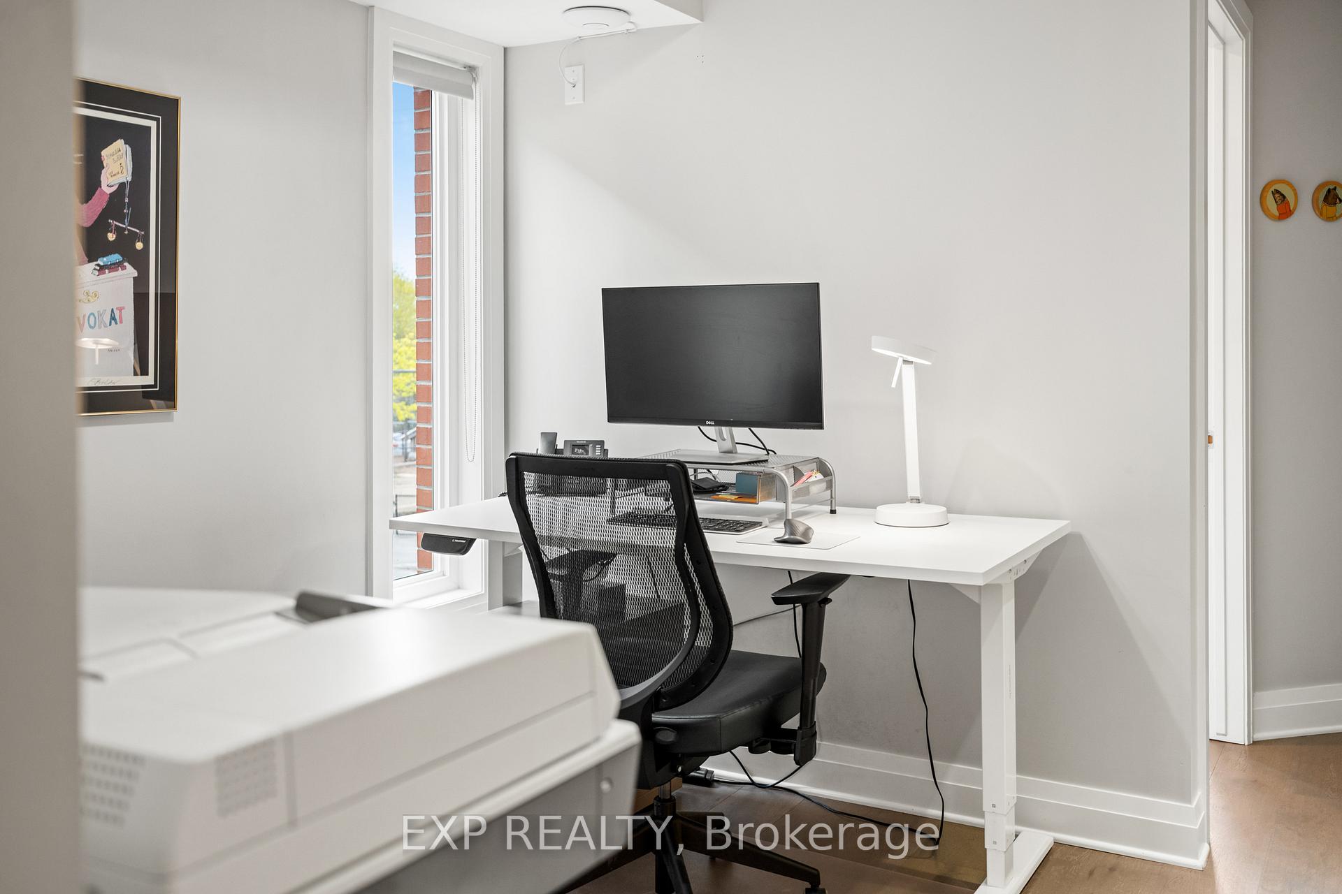 Photo 18 of 360 Ravenhill Avenue E, Ottawa, McKellar/Highland — HOMEH