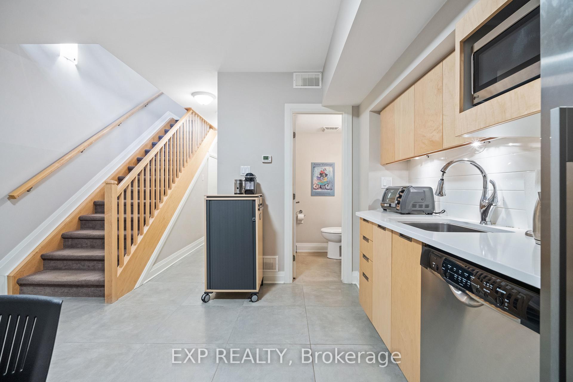 Photo 34 of 360 Ravenhill Avenue E, Ottawa, McKellar/Highland — HOMEH