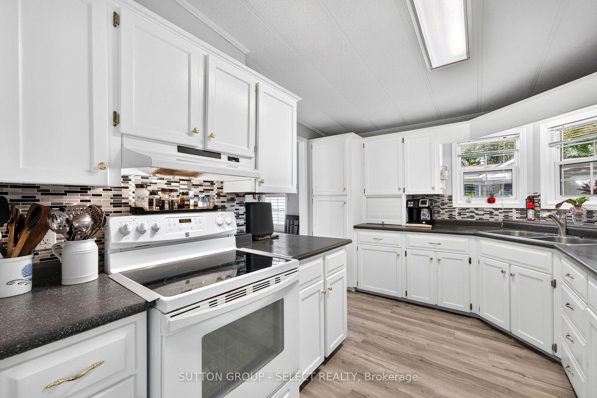 Photo 19 of 11 Huron Lane, Ashfield-Colborne-Wawanosh, Colborne — HOMEH