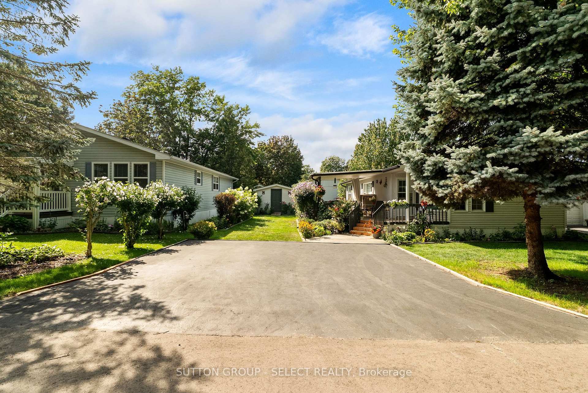 Photo 33 of 11 Huron Lane, Ashfield-Colborne-Wawanosh, Colborne — HOMEH
