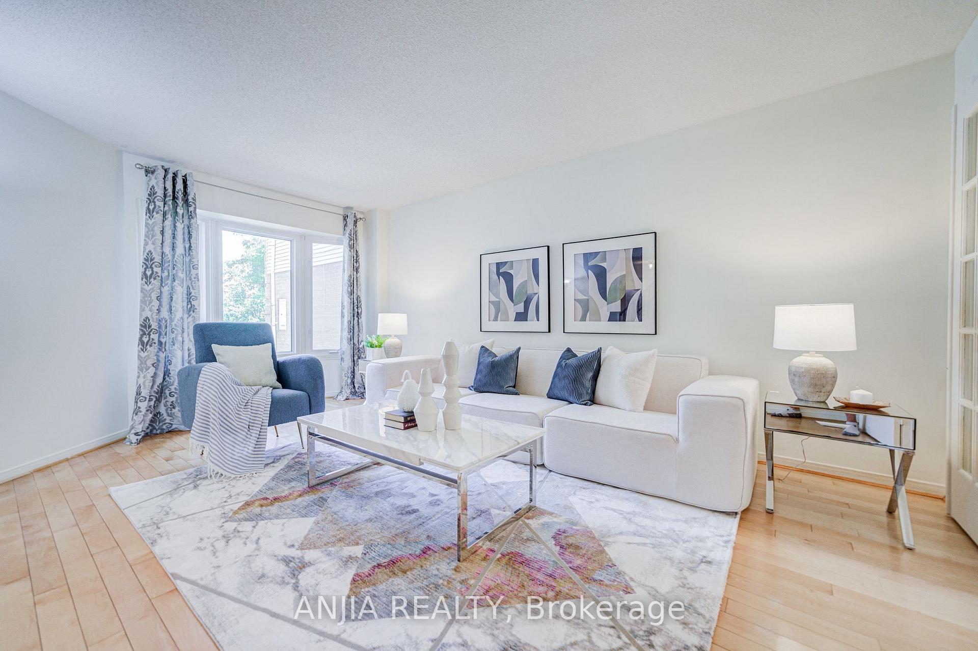 Photo 8 of 123 Chapel Park Square, Scarborough, Steeles — HOMEH