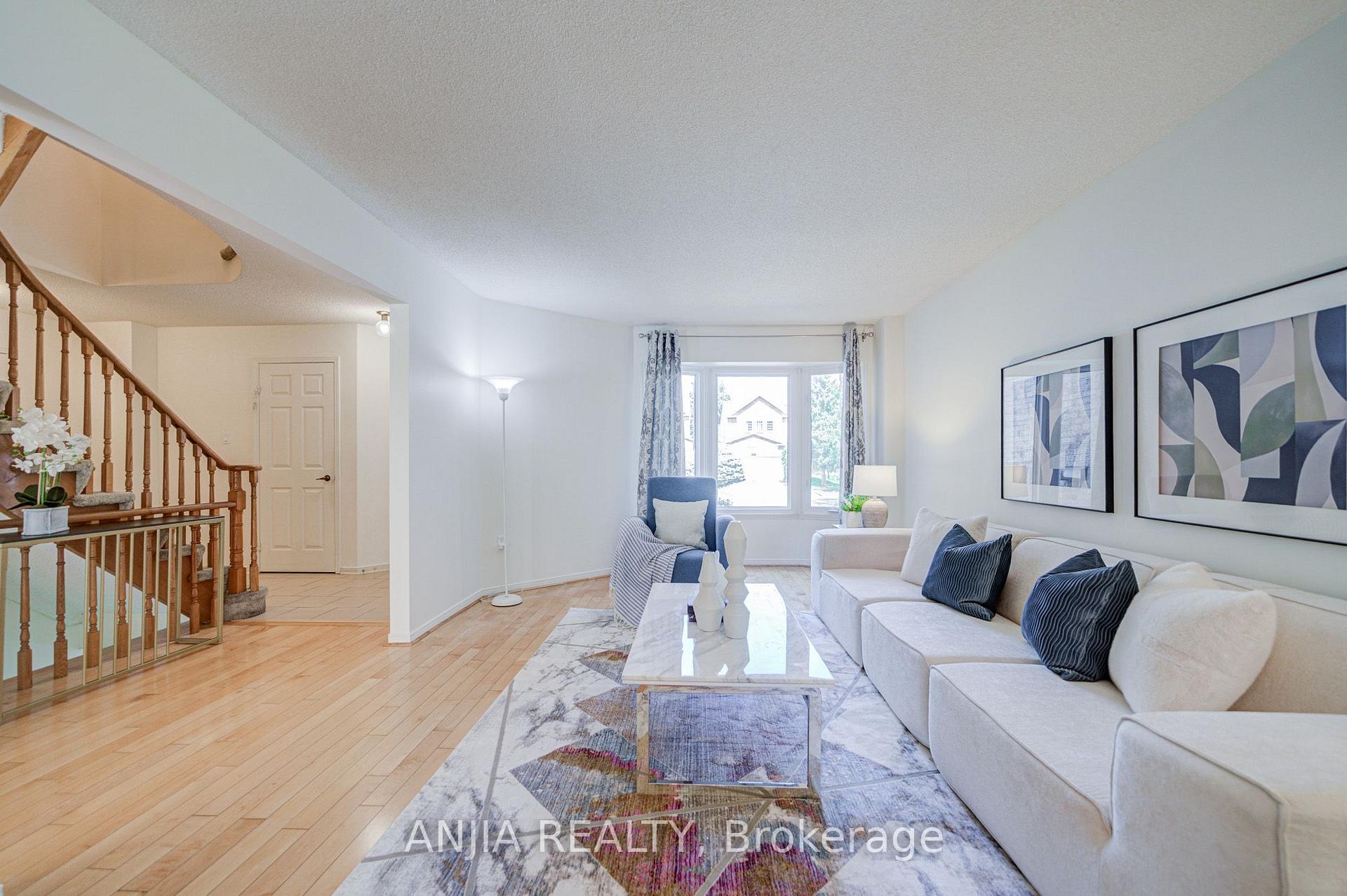 Photo 11 of 123 Chapel Park Square, Scarborough, Steeles — HOMEH
