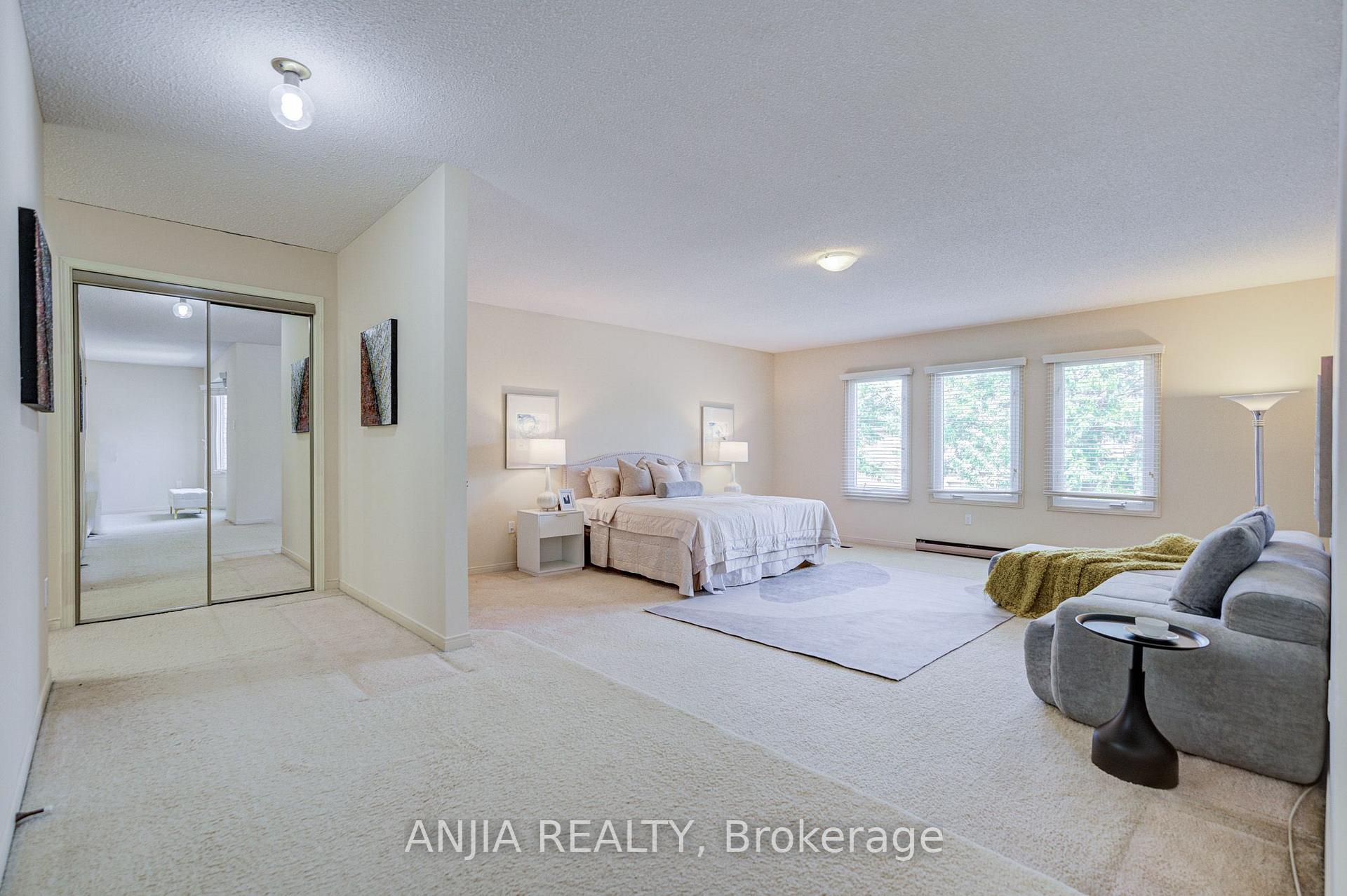 Photo 28 of 123 Chapel Park Square, Scarborough, Steeles — HOMEH