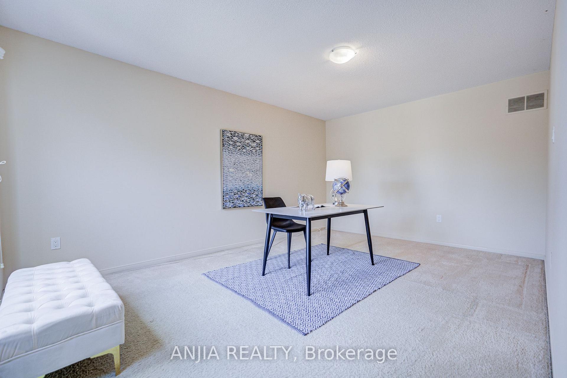 Photo 31 of 123 Chapel Park Square, Scarborough, Steeles — HOMEH
