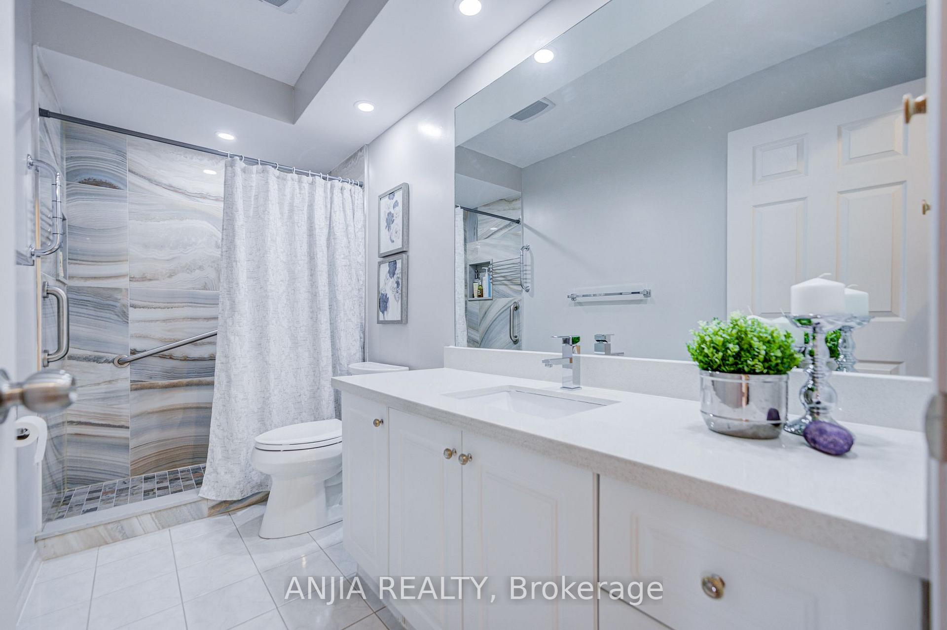 Photo 41 of 123 Chapel Park Square, Scarborough, Steeles — HOMEH