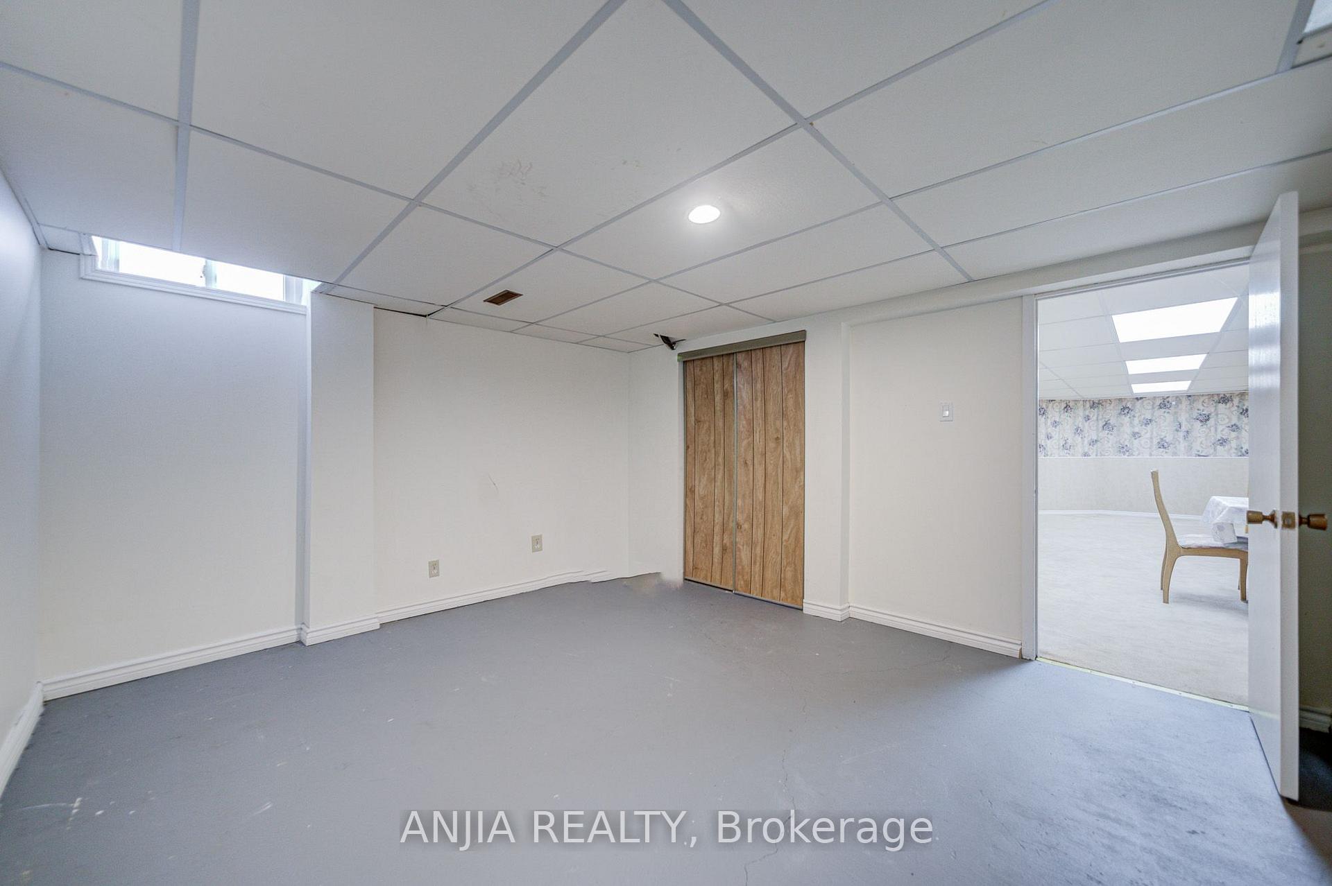 Photo 46 of 123 Chapel Park Square, Scarborough, Steeles — HOMEH