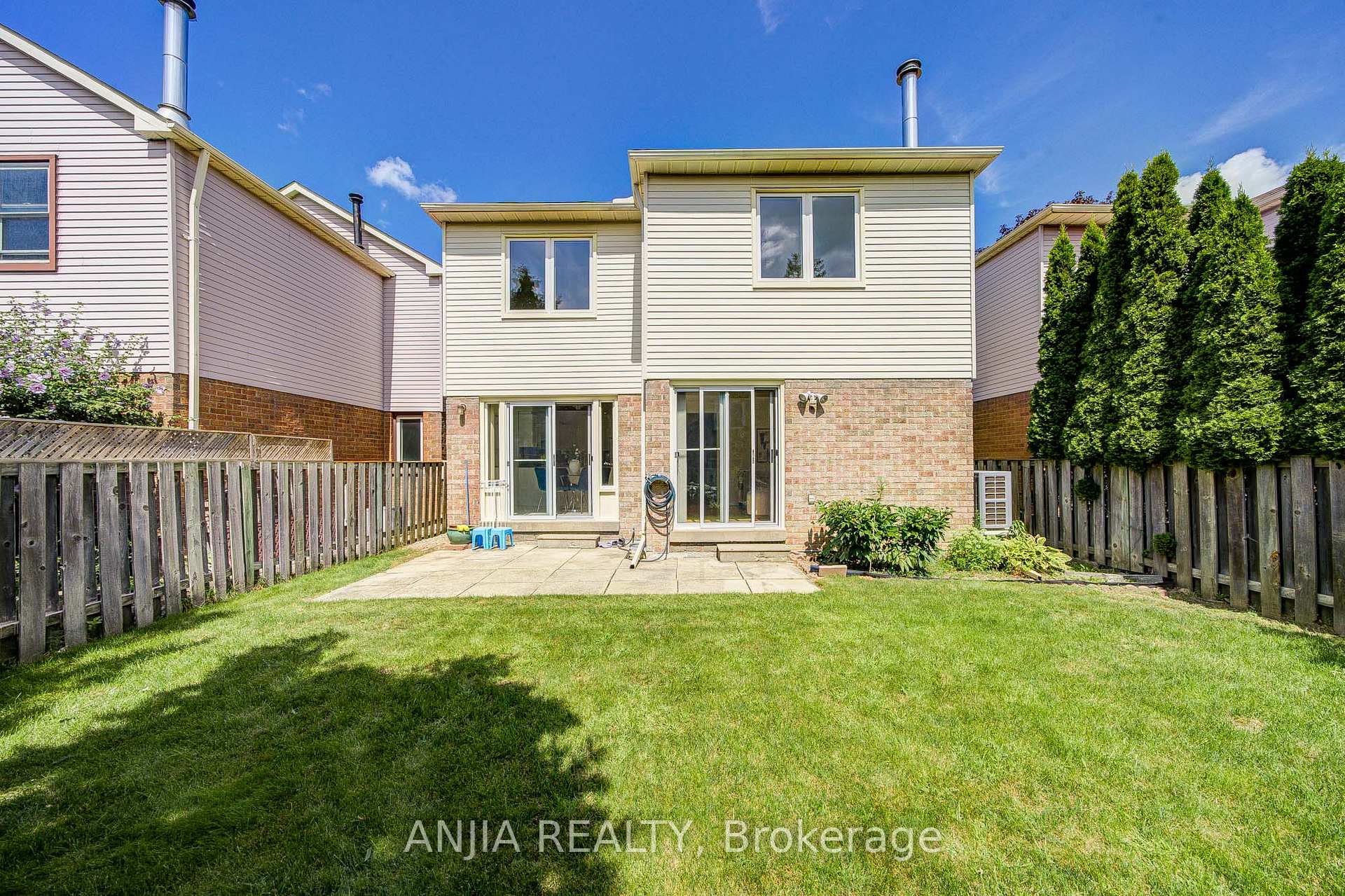Photo 48 of 123 Chapel Park Square, Scarborough, Steeles — HOMEH